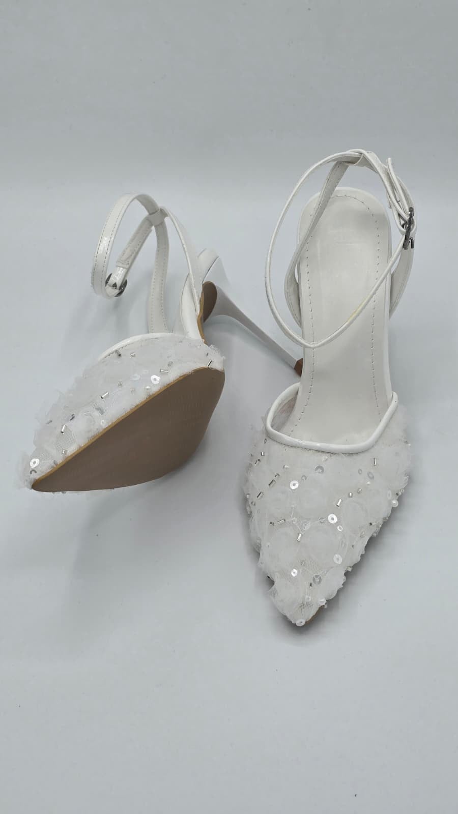 Luvestashoes İnci Beyazı Nakışlı Ortopedik Stiletto 