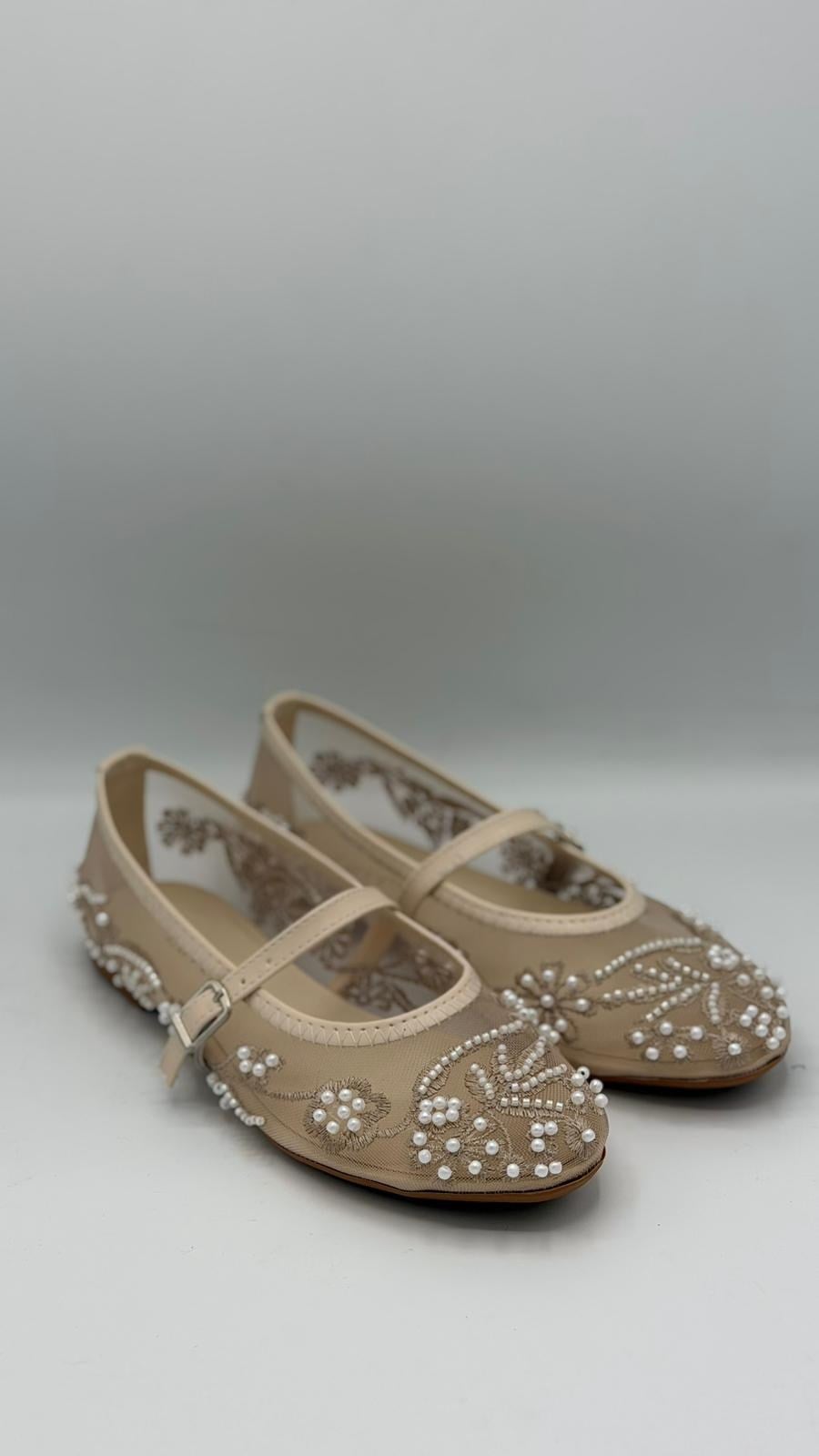 LUVESTASHOES İŞLEMELİ BEJ BABET