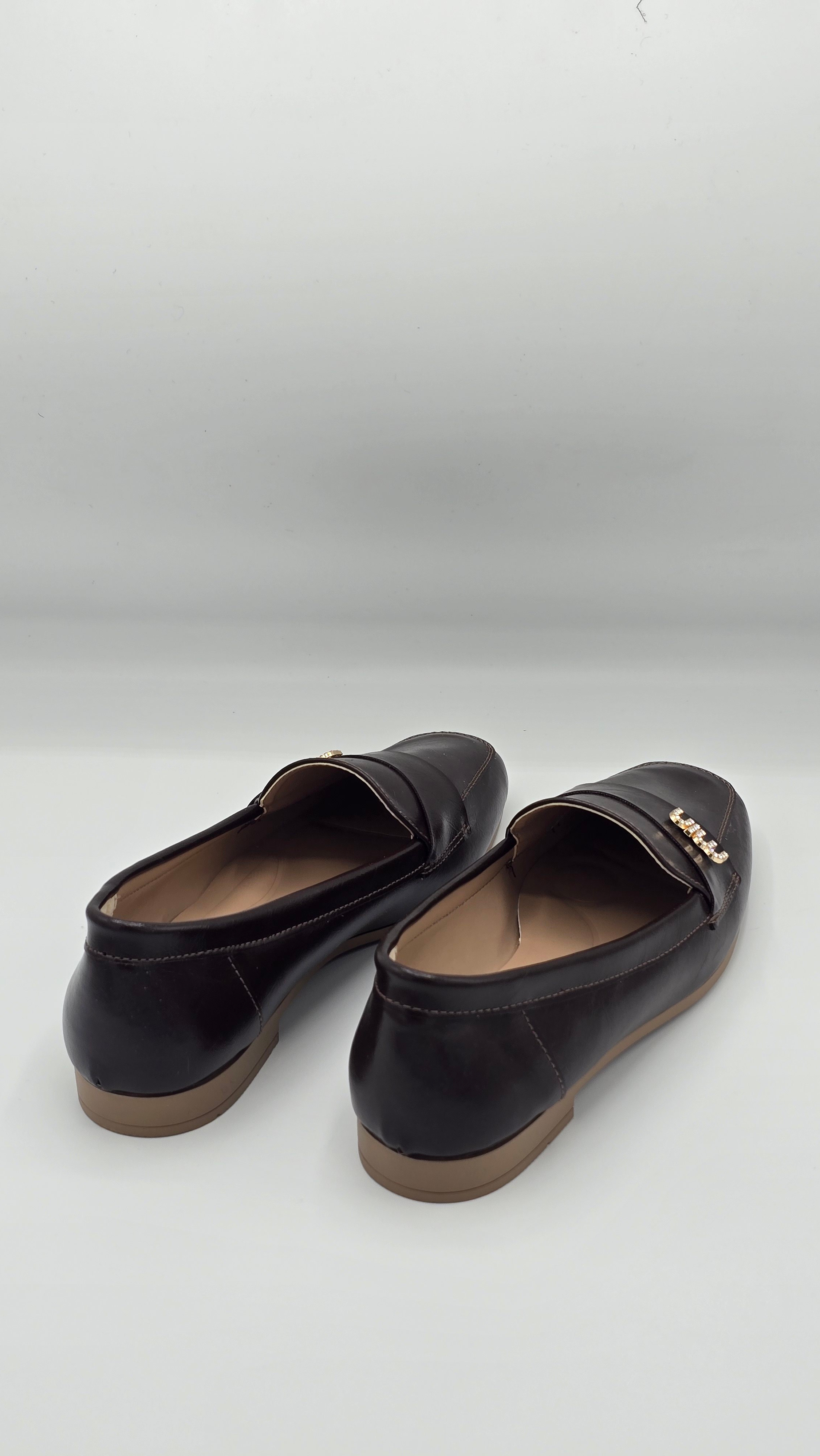 Luvestashoes Kahve Deri Gold Logolu Klasik Günlük Şık Babet