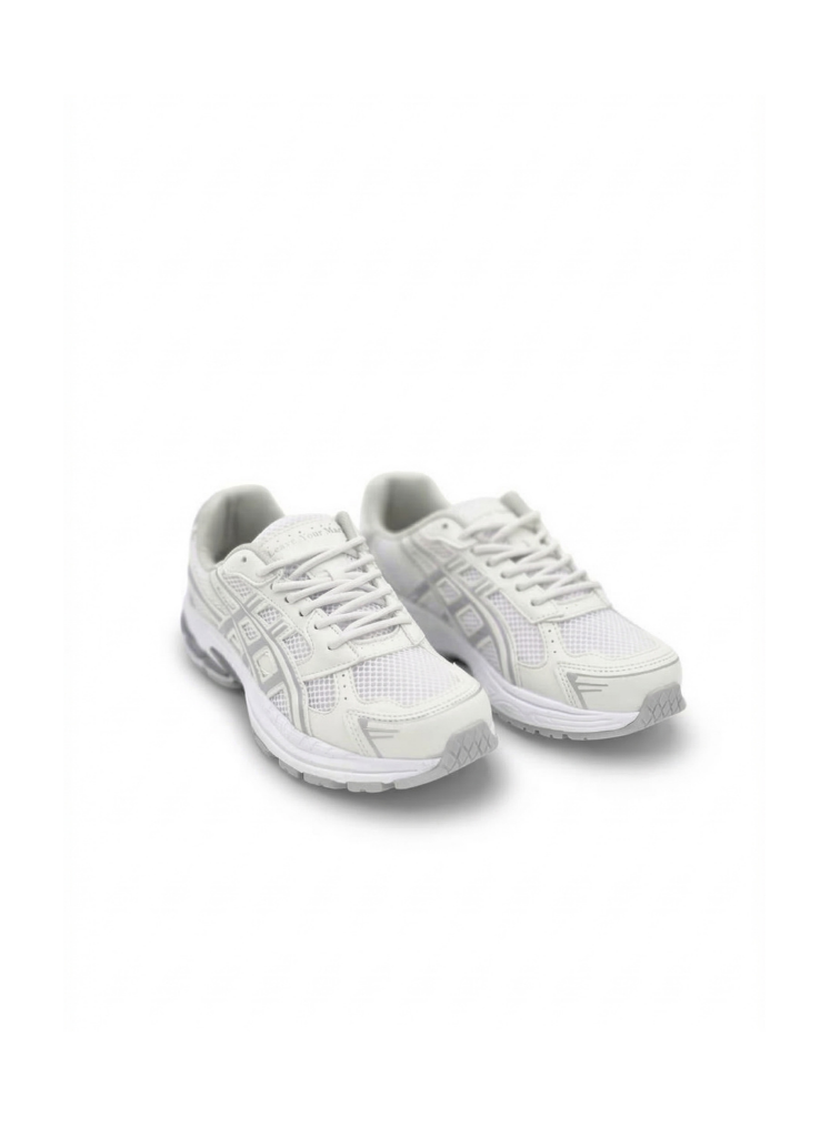 luvestashoes luna sneaker