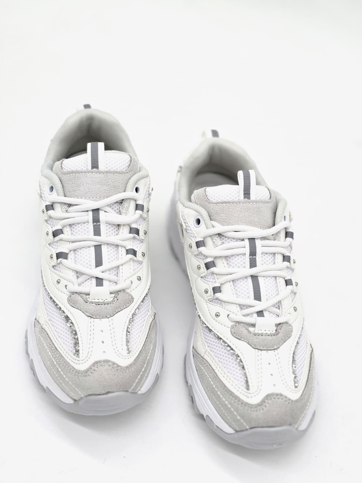 Luvestashoes Orion sneaker