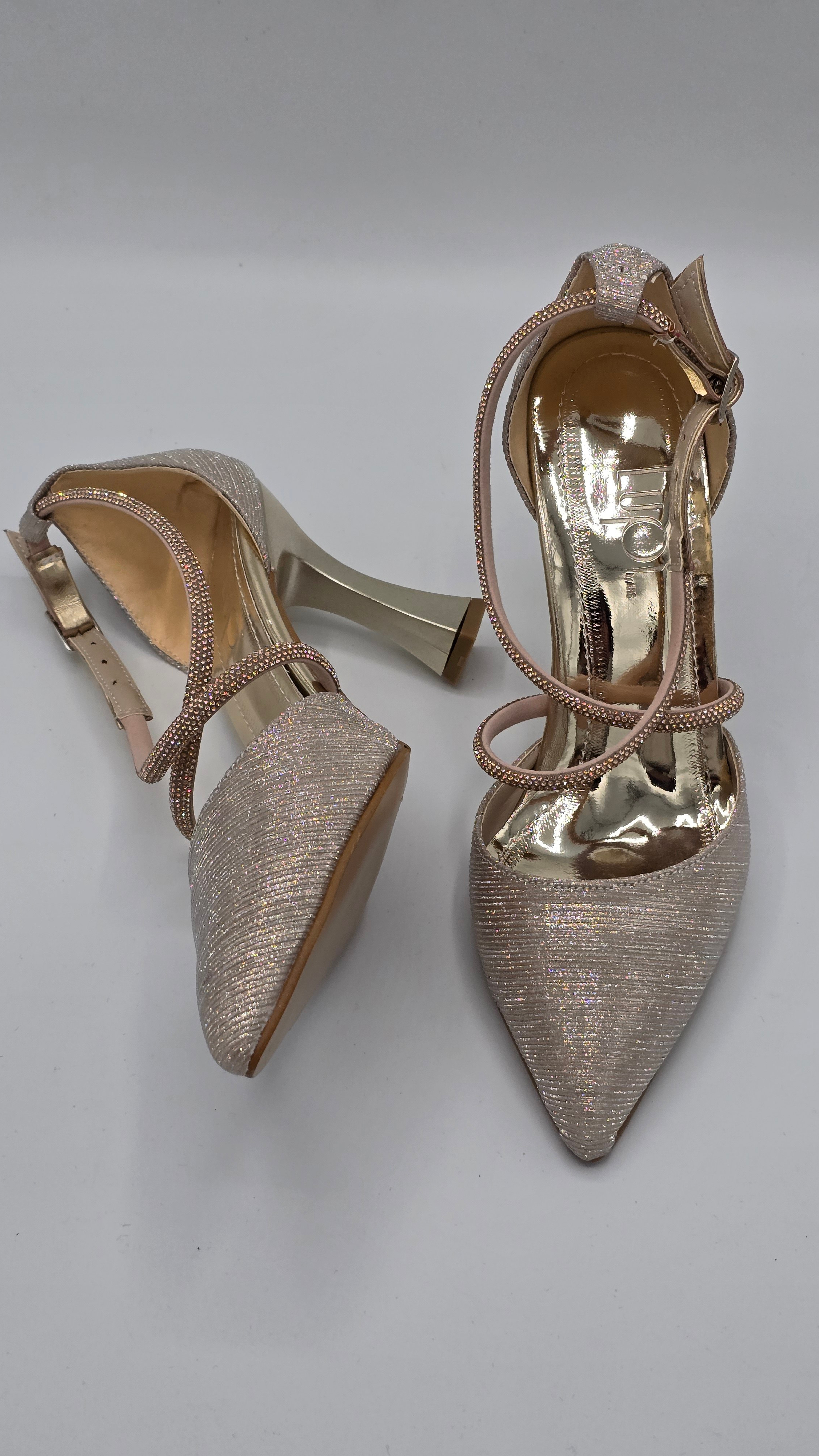 Luvestashoes Şampanya Taş Detaylı Topuk Gece Stiletto