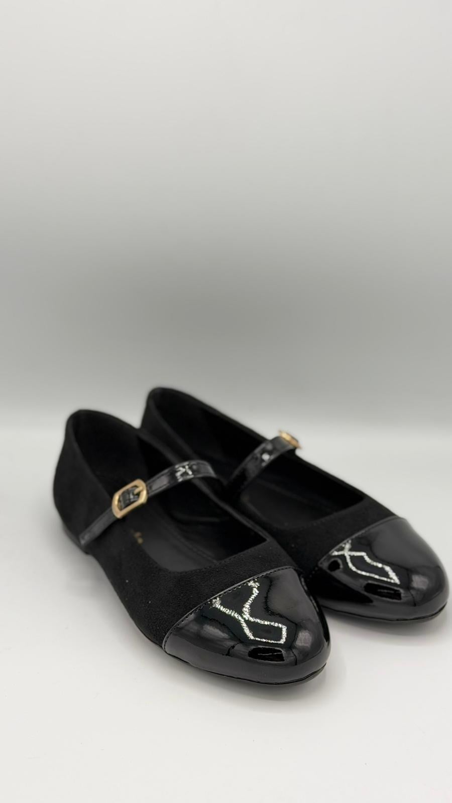LUVESTASHOES SİYAH BURUN RUGAN DETAYLI SÜET BABET