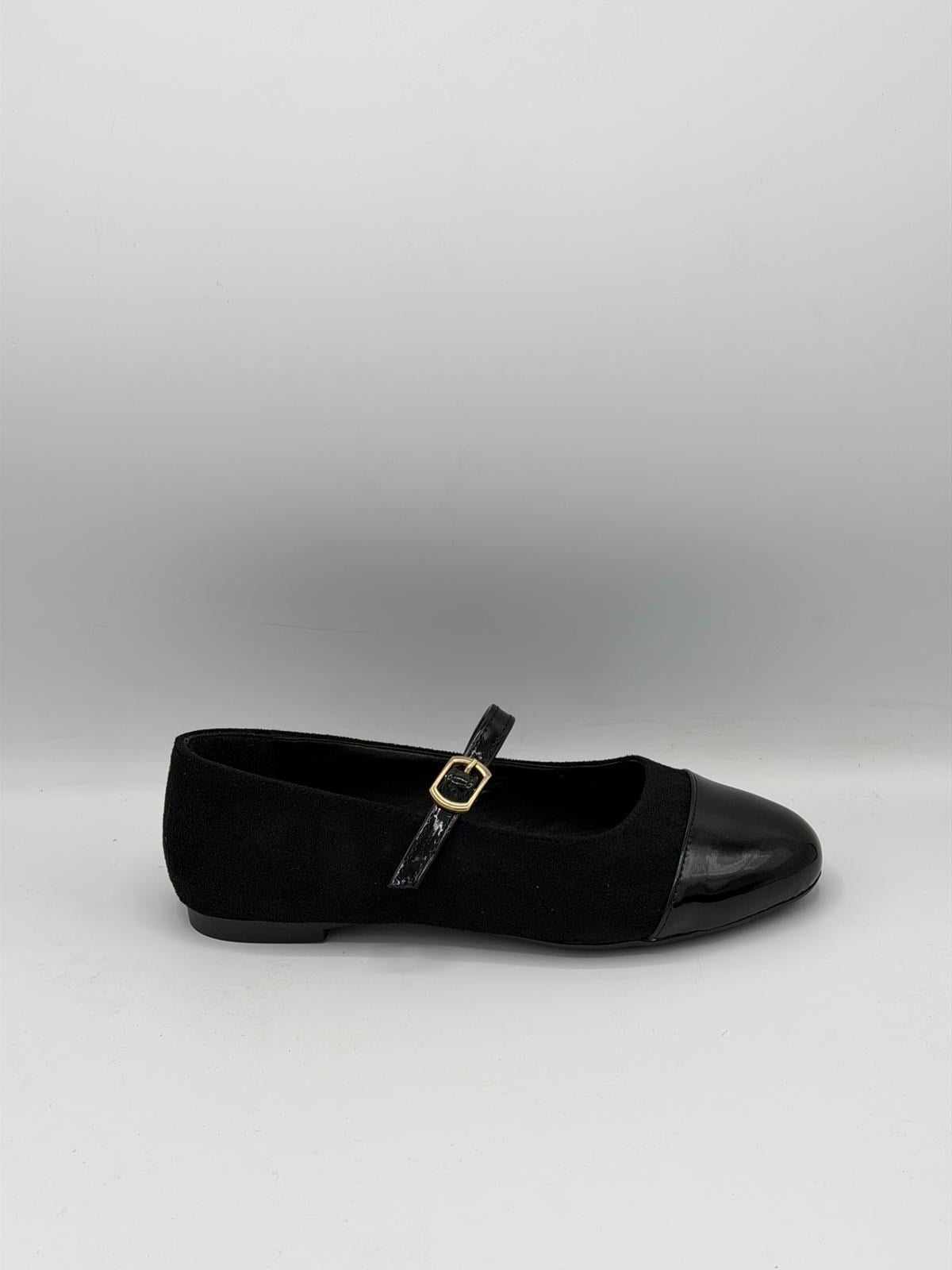 LUVESTASHOES SİYAH BURUN RUGAN DETAYLI SÜET BABET