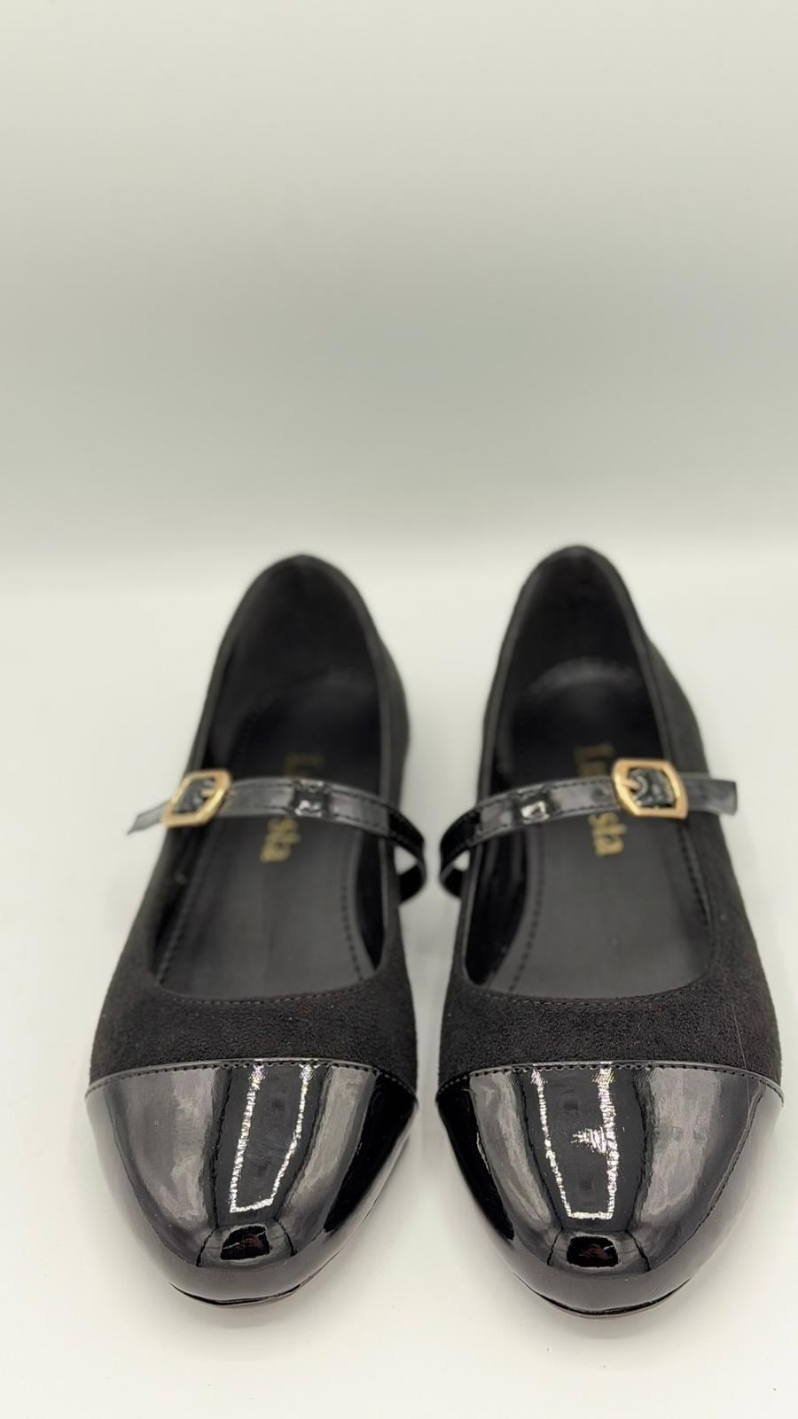 LUVESTASHOES SİYAH BURUN RUGAN DETAYLI SÜET BABET