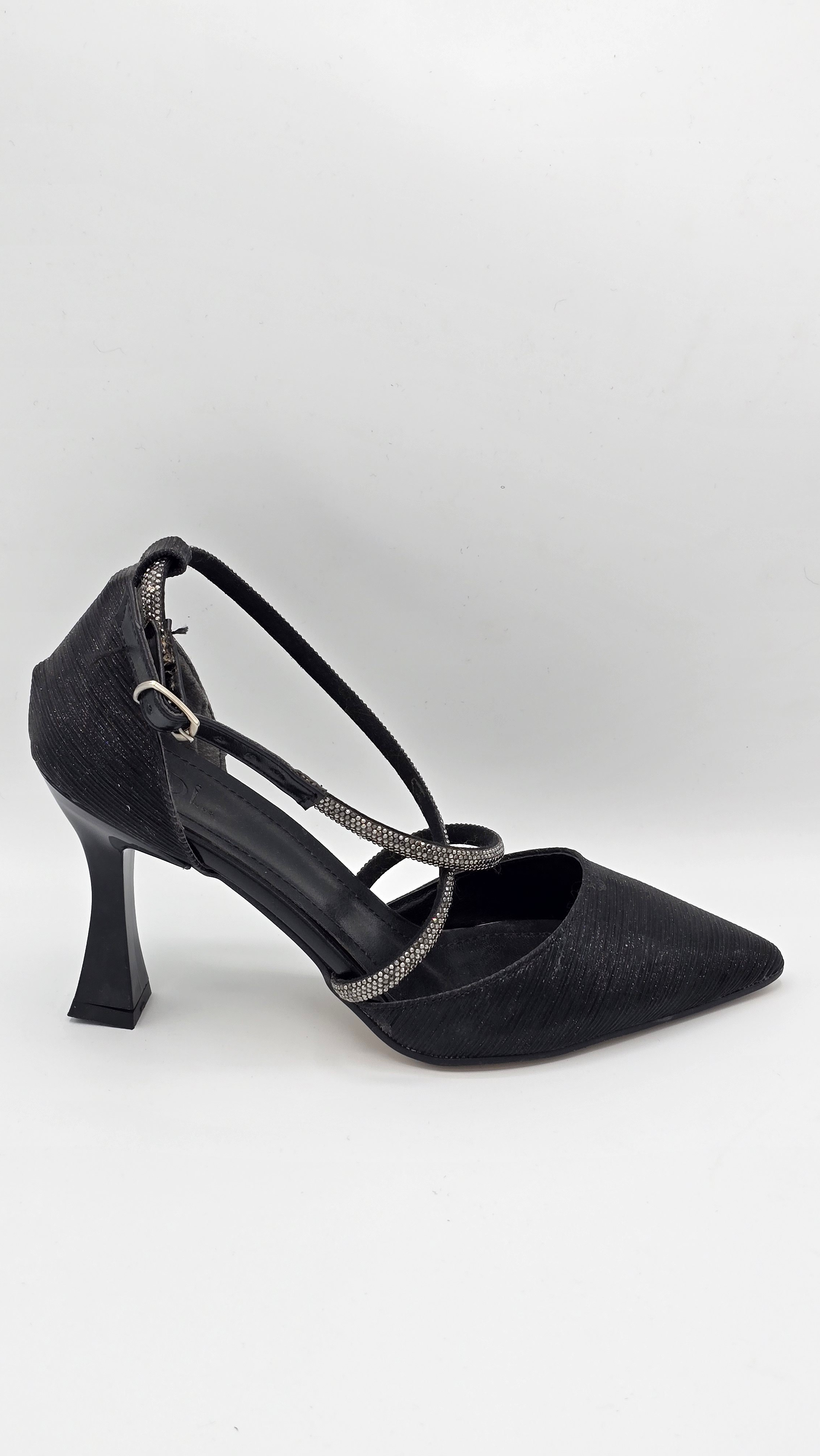 Luvestashoes Siyah Taş Detaylı Şık Gece Ortopedik Stiletto