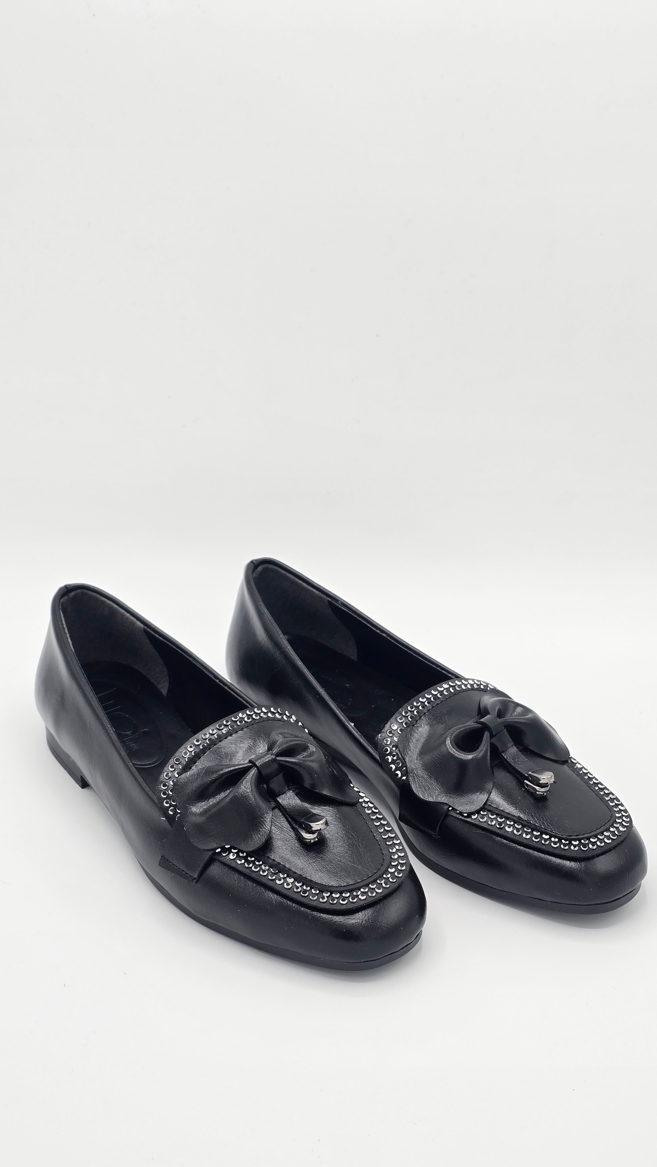 Luvestashoes Siyah Taş İşlemeli Fiyonk Detaylı Ortopedik Zarif Babet
