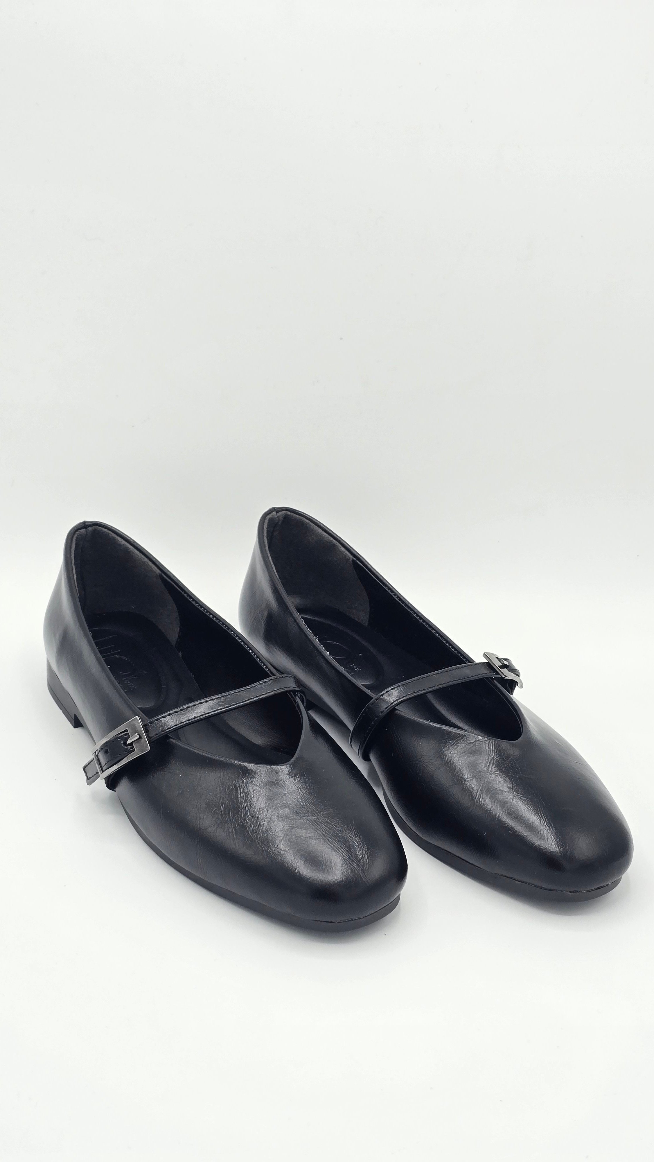 Luvestashoes Siyah Tek Tokalı Klasik Babet