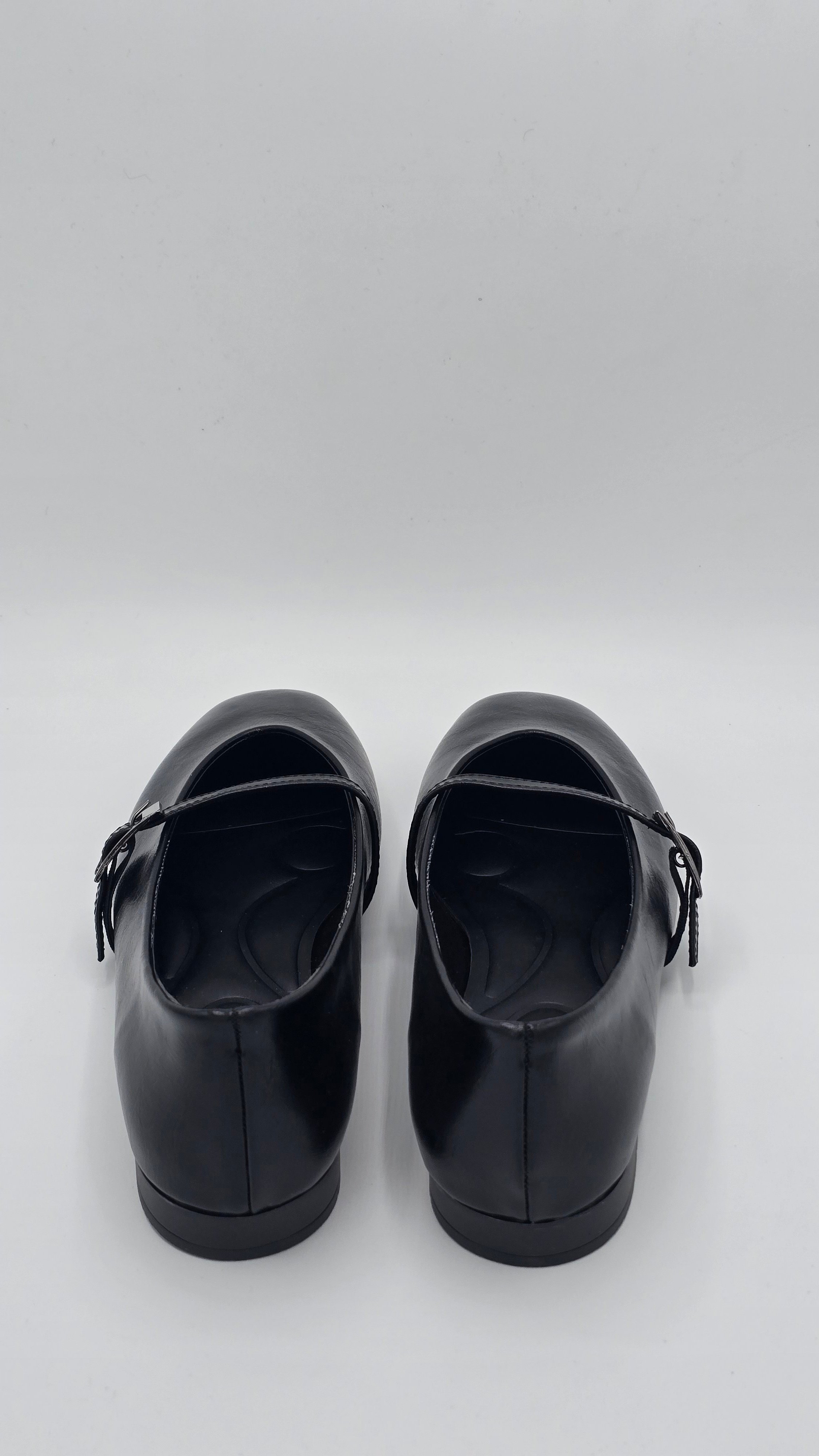 Luvestashoes Siyah Tek Tokalı Klasik Babet
