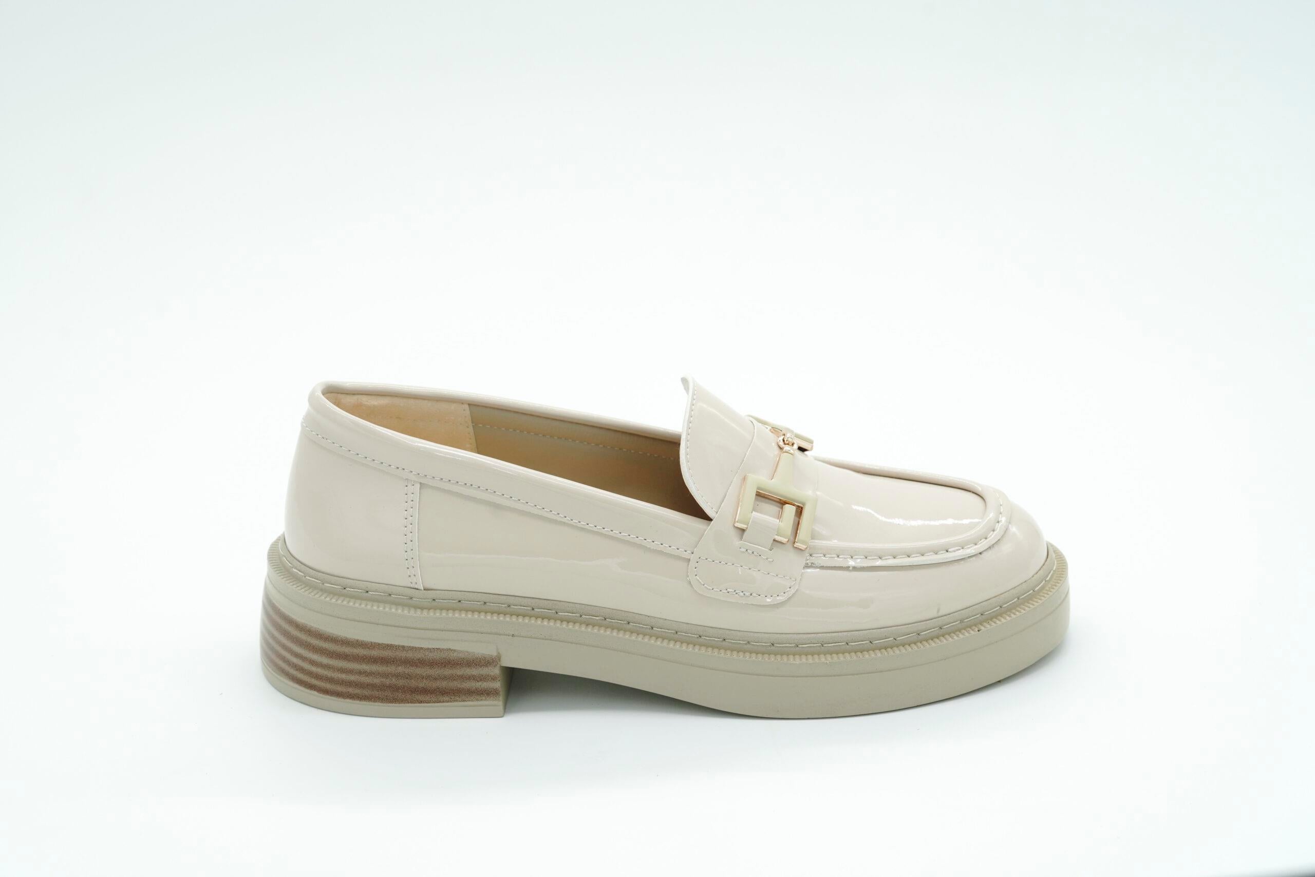 toka-detayli-rugan-loafer-bej--46ed-.jpg