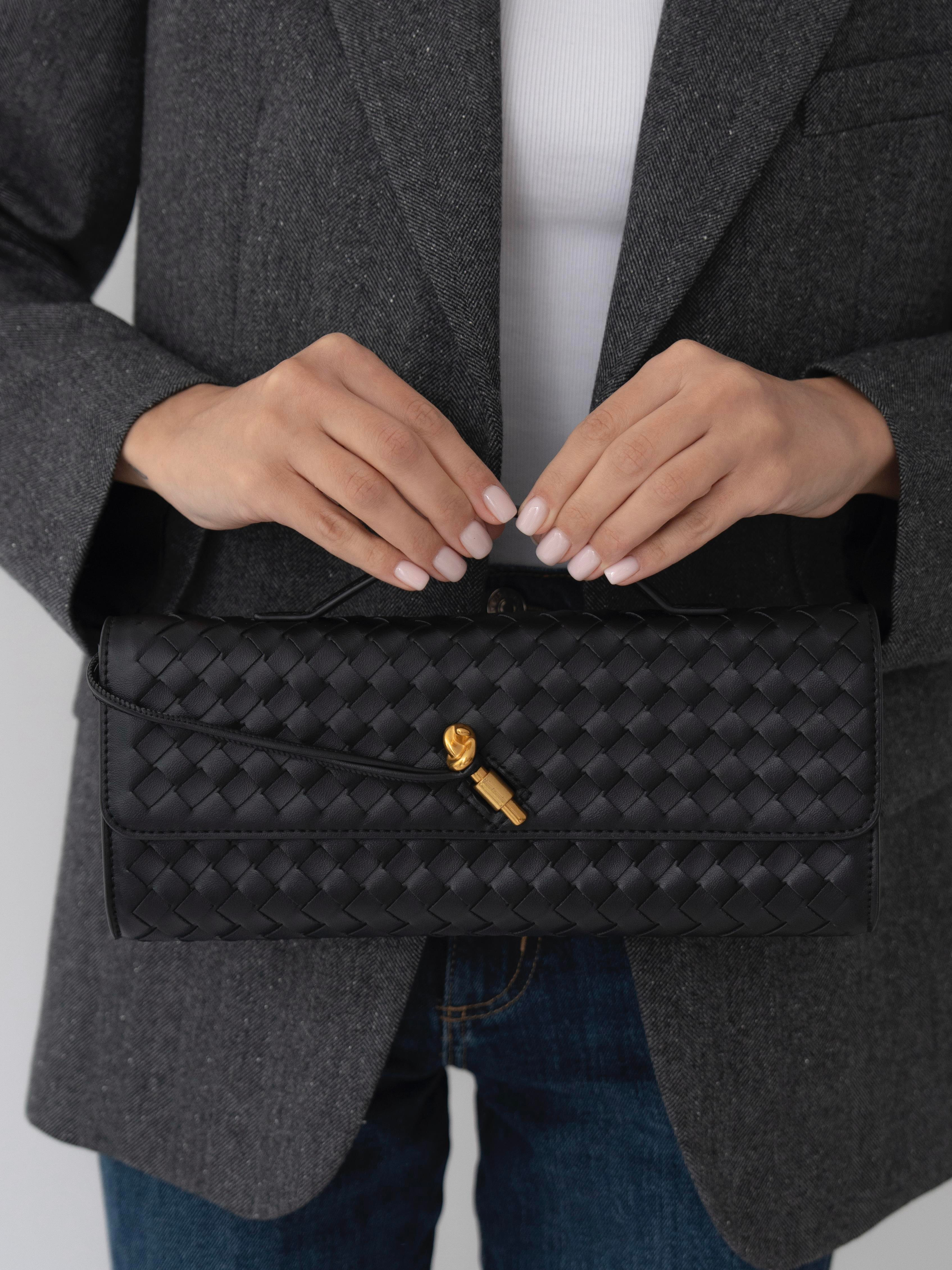 35107 Siyah Hakiki Deri Kadın Çanta