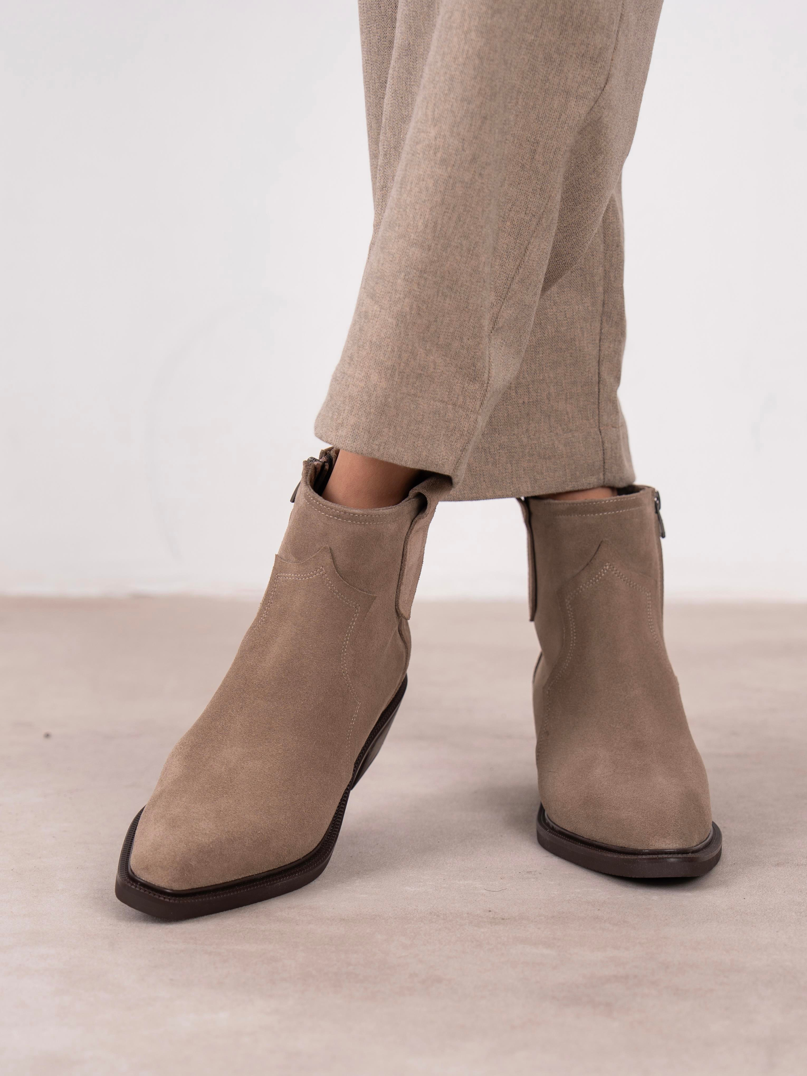 Estelle Vizon Süet Hakiki Deri Kadın Bot