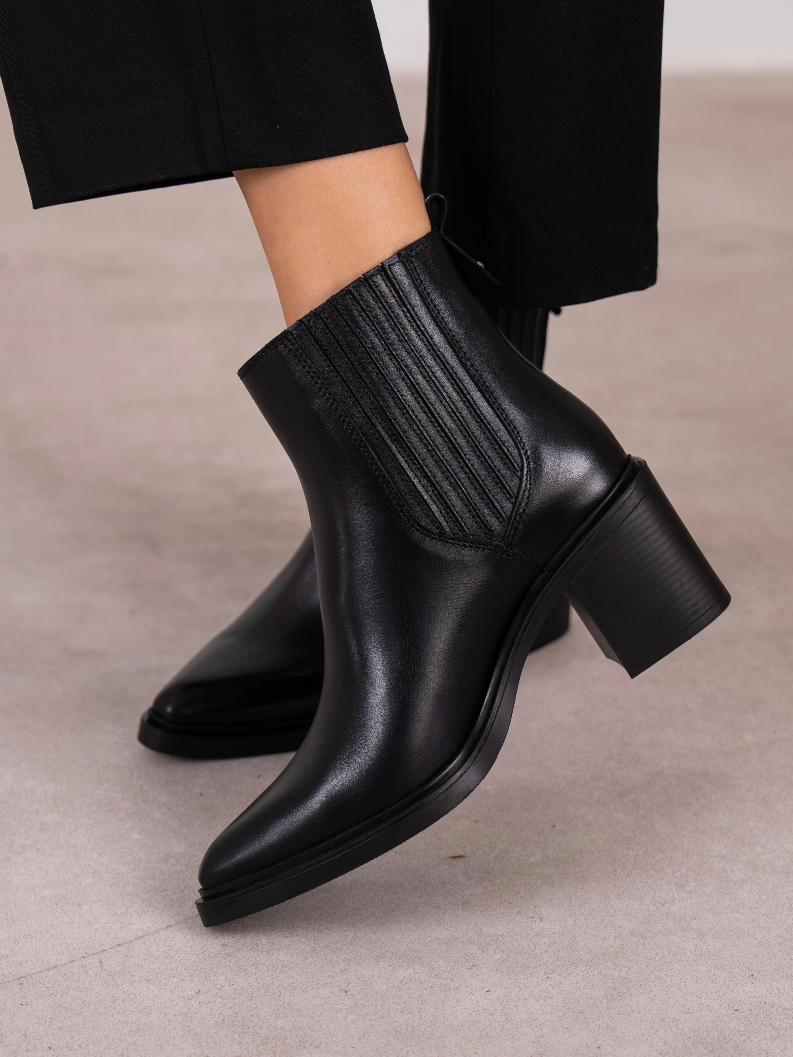 Fidra Siyah Hakiki Deri Kadın Bot