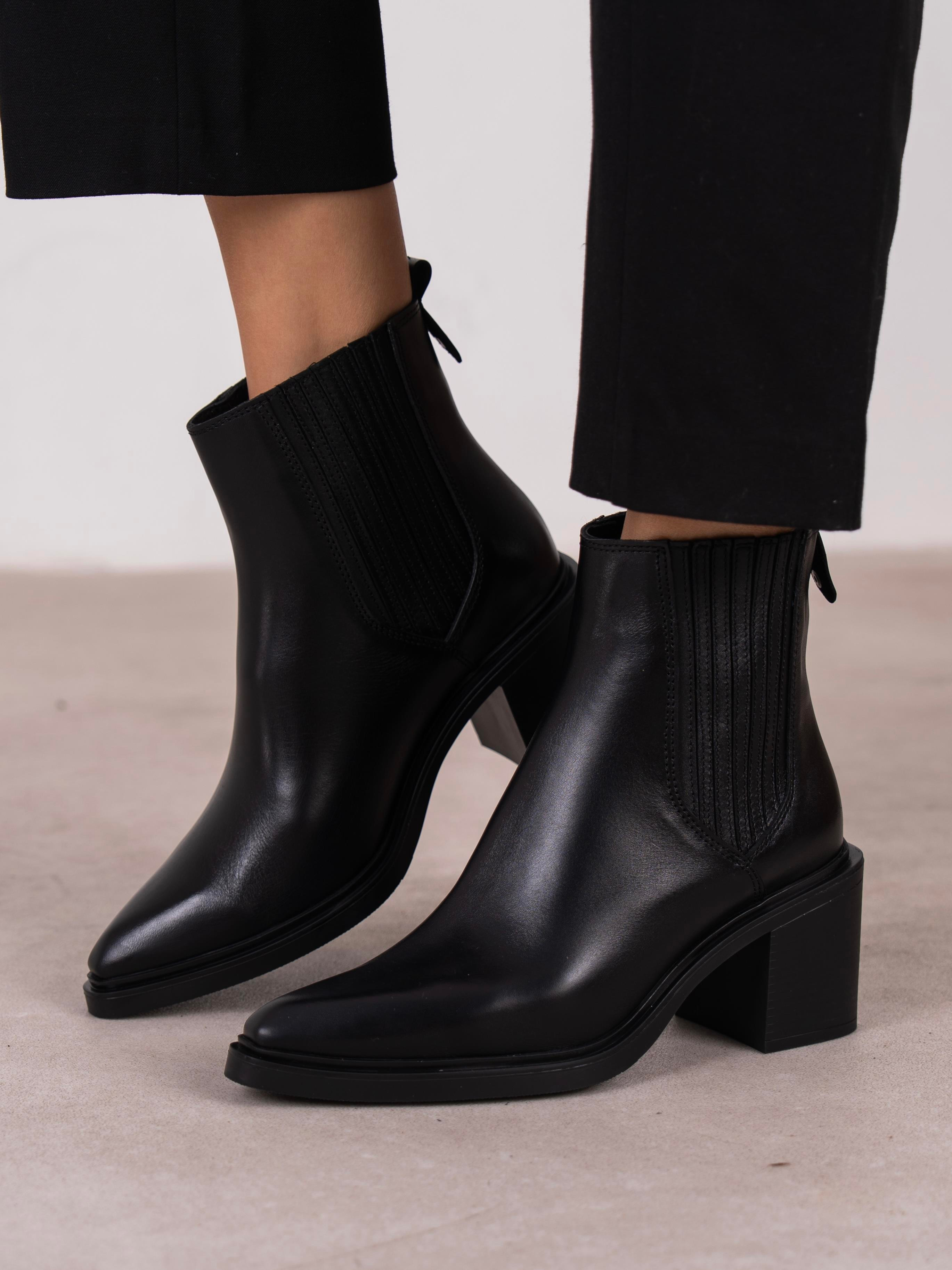 Fidra Siyah Hakiki Deri Kadın Bot