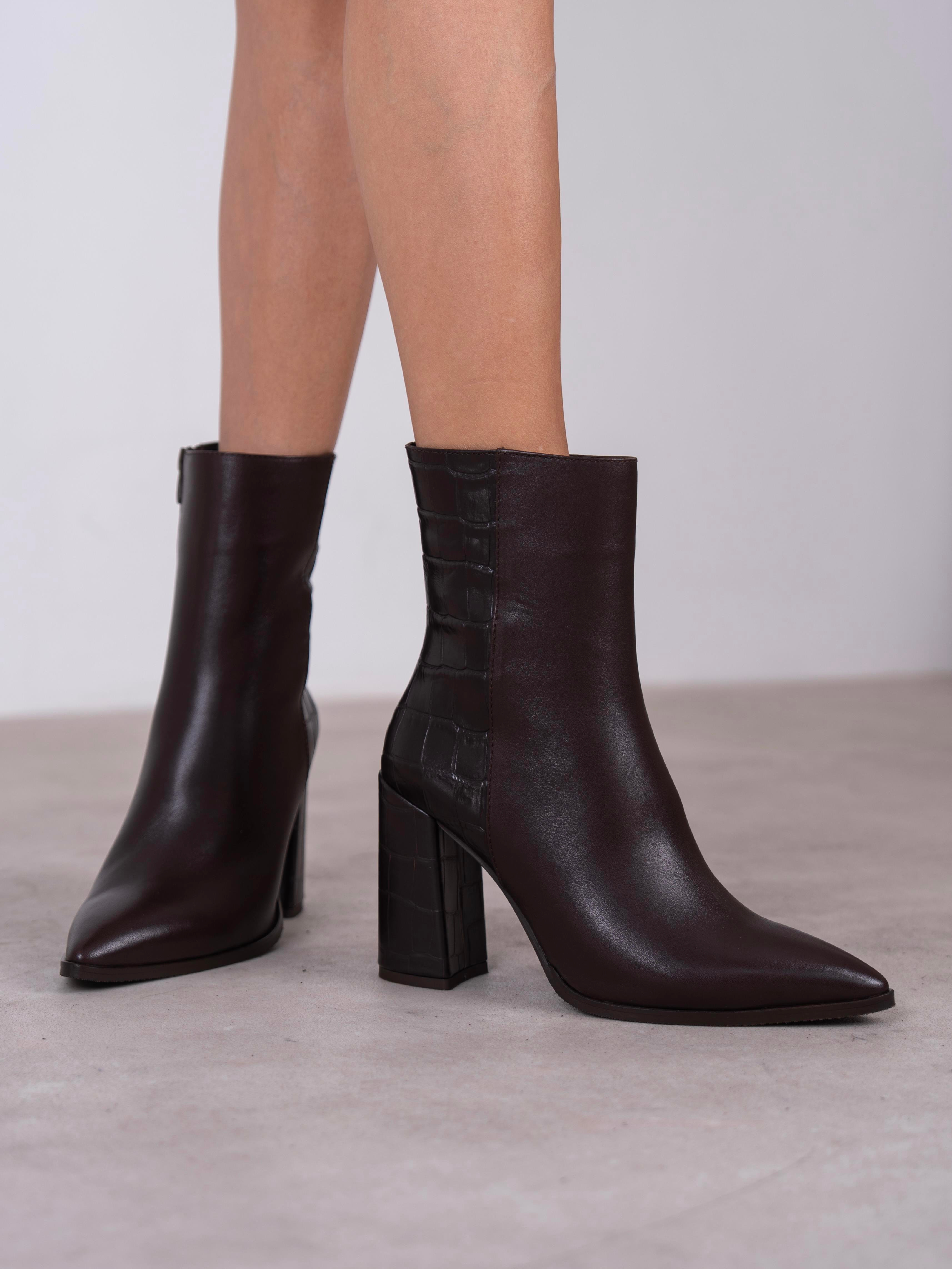 Frina Kahve Hakiki Deri Kadın Bot