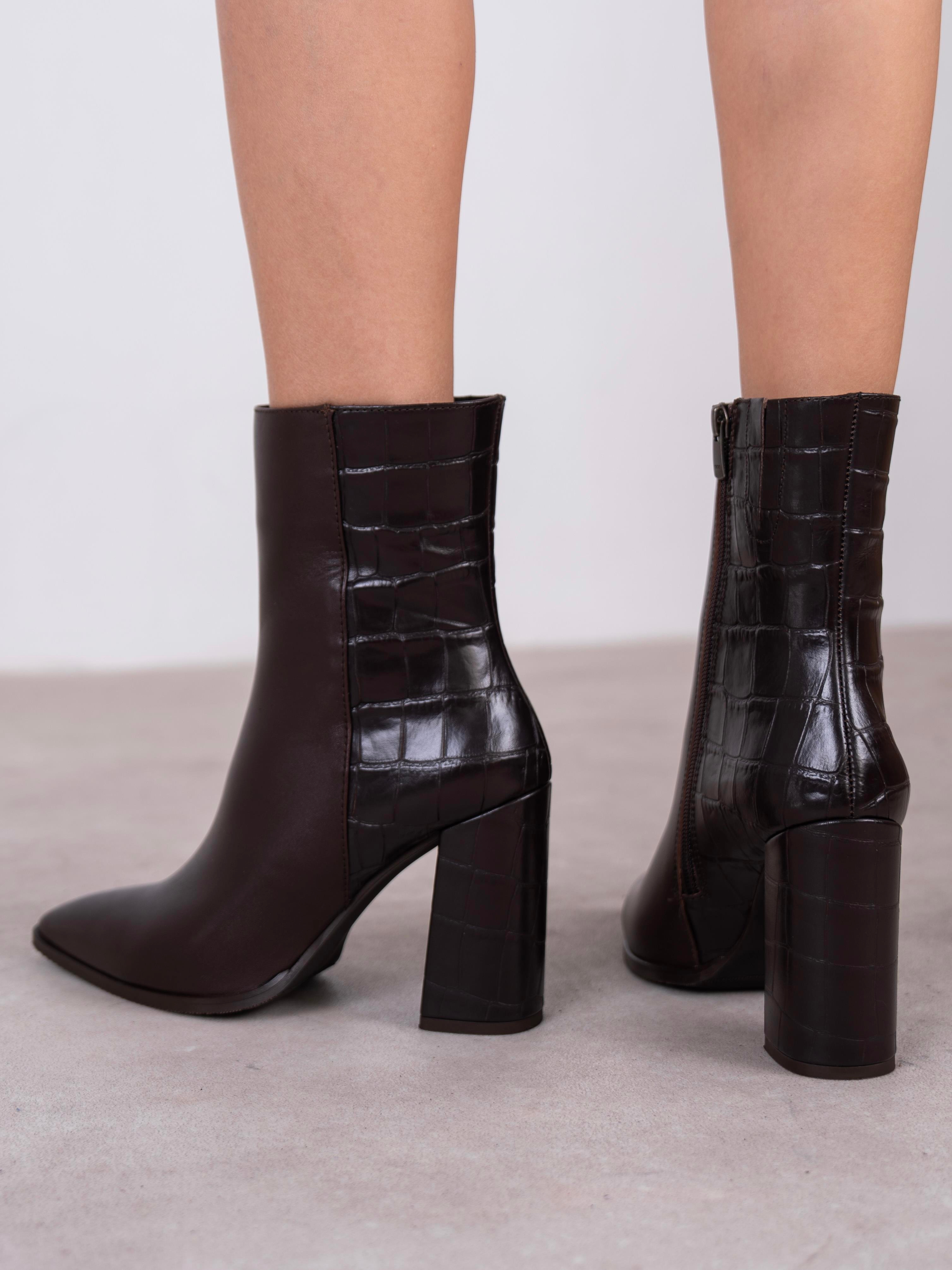 Frina Kahve Hakiki Deri Kadın Bot