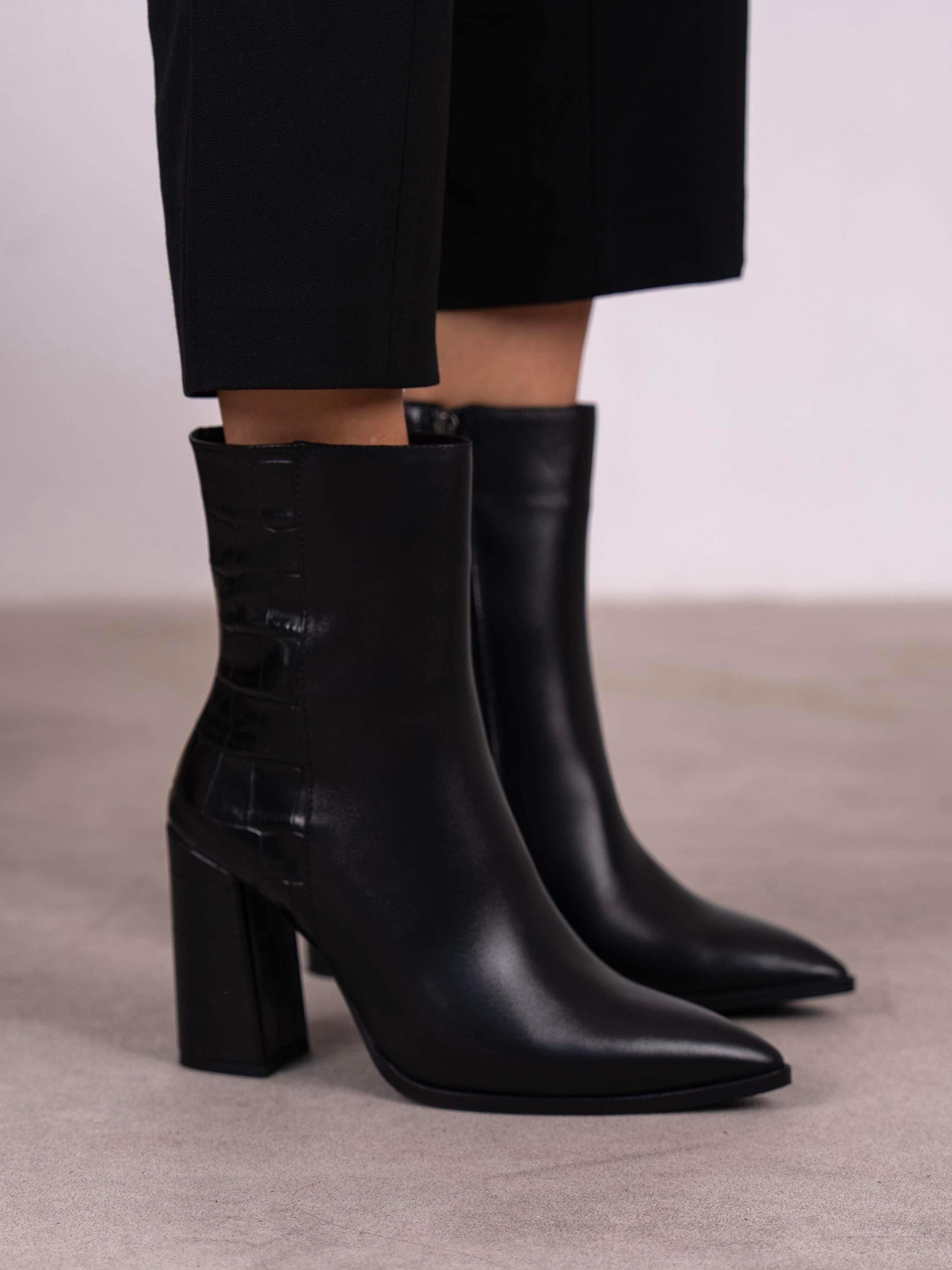 Frina Siyah Hakiki Deri Kadın Bot