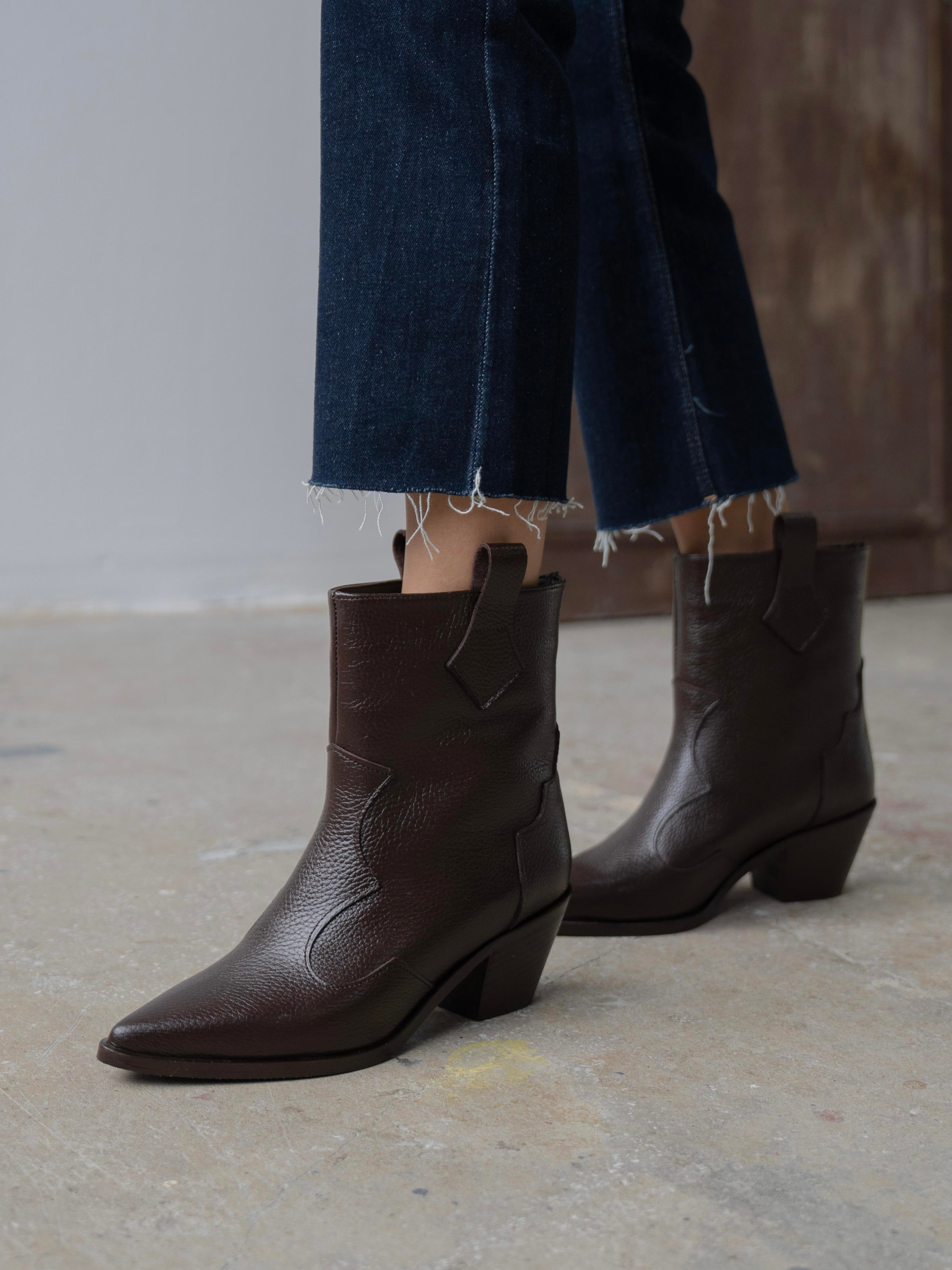 Fron Kahve Hakiki Deri Kadın Bot