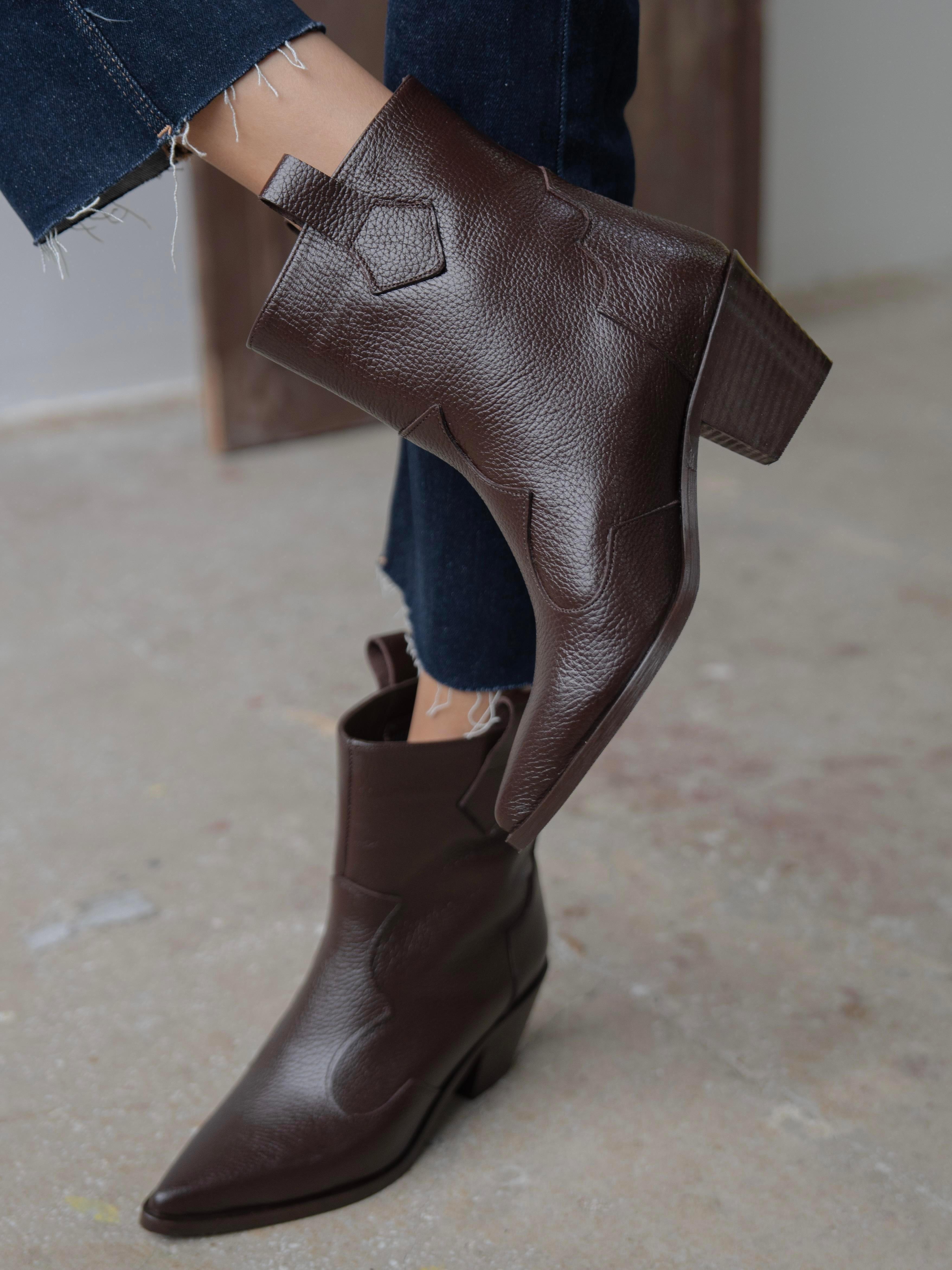 Fron Kahve Hakiki Deri Kadın Bot