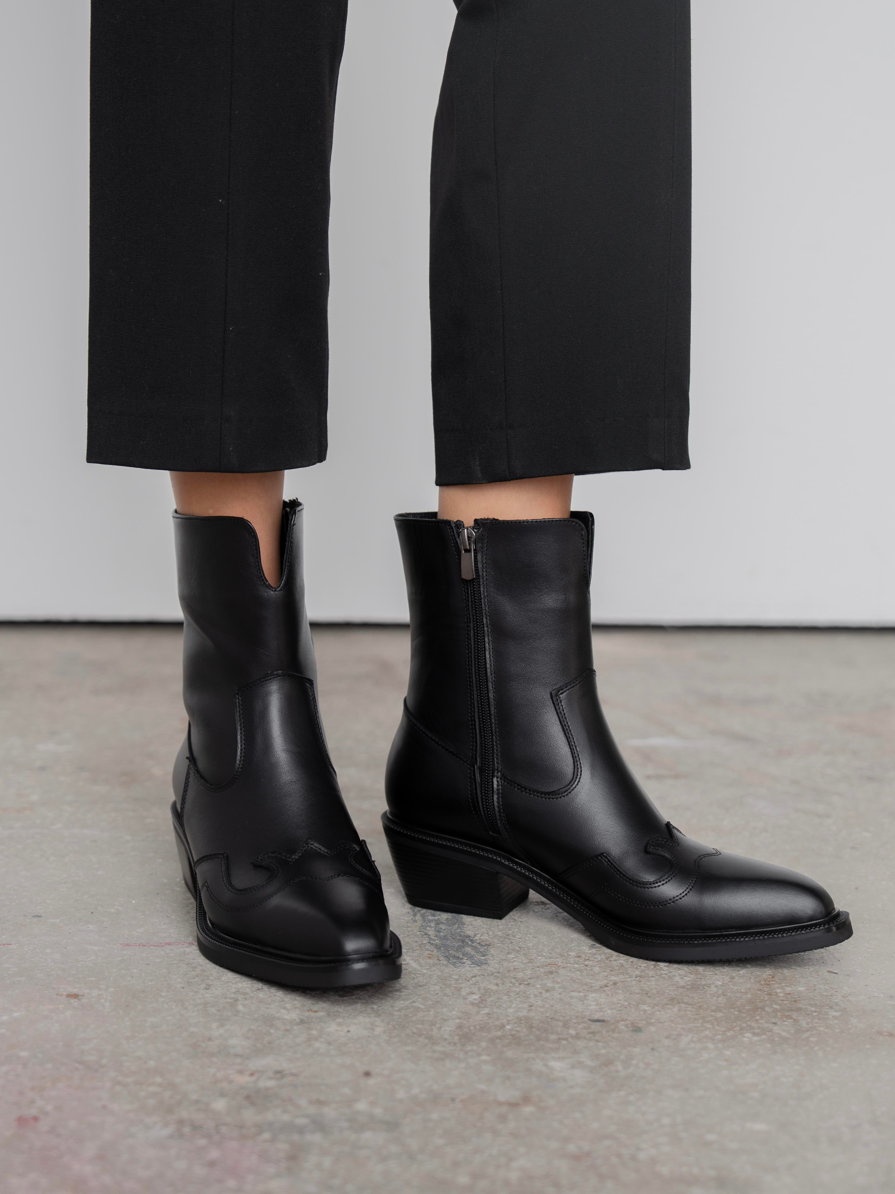 Krowe Siyah Hakiki Deri Kadın Bot