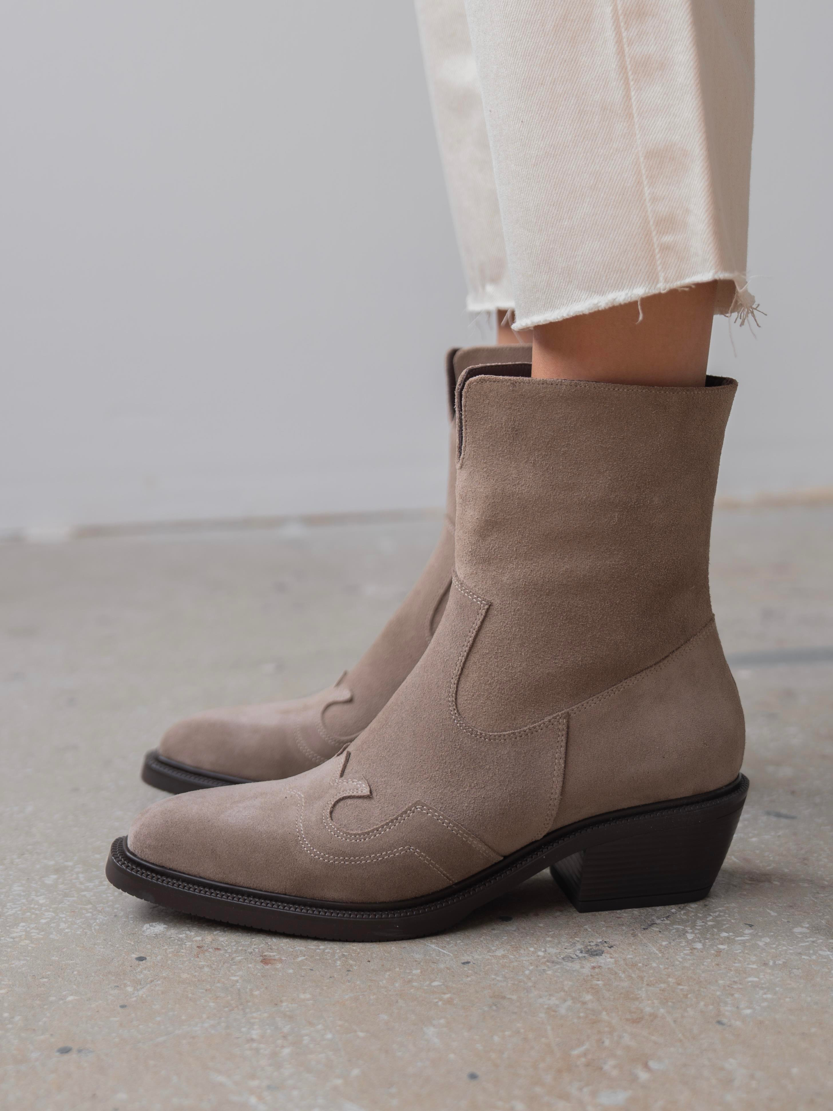 Krowe Vizon Süet Hakiki Deri Kadın Bot