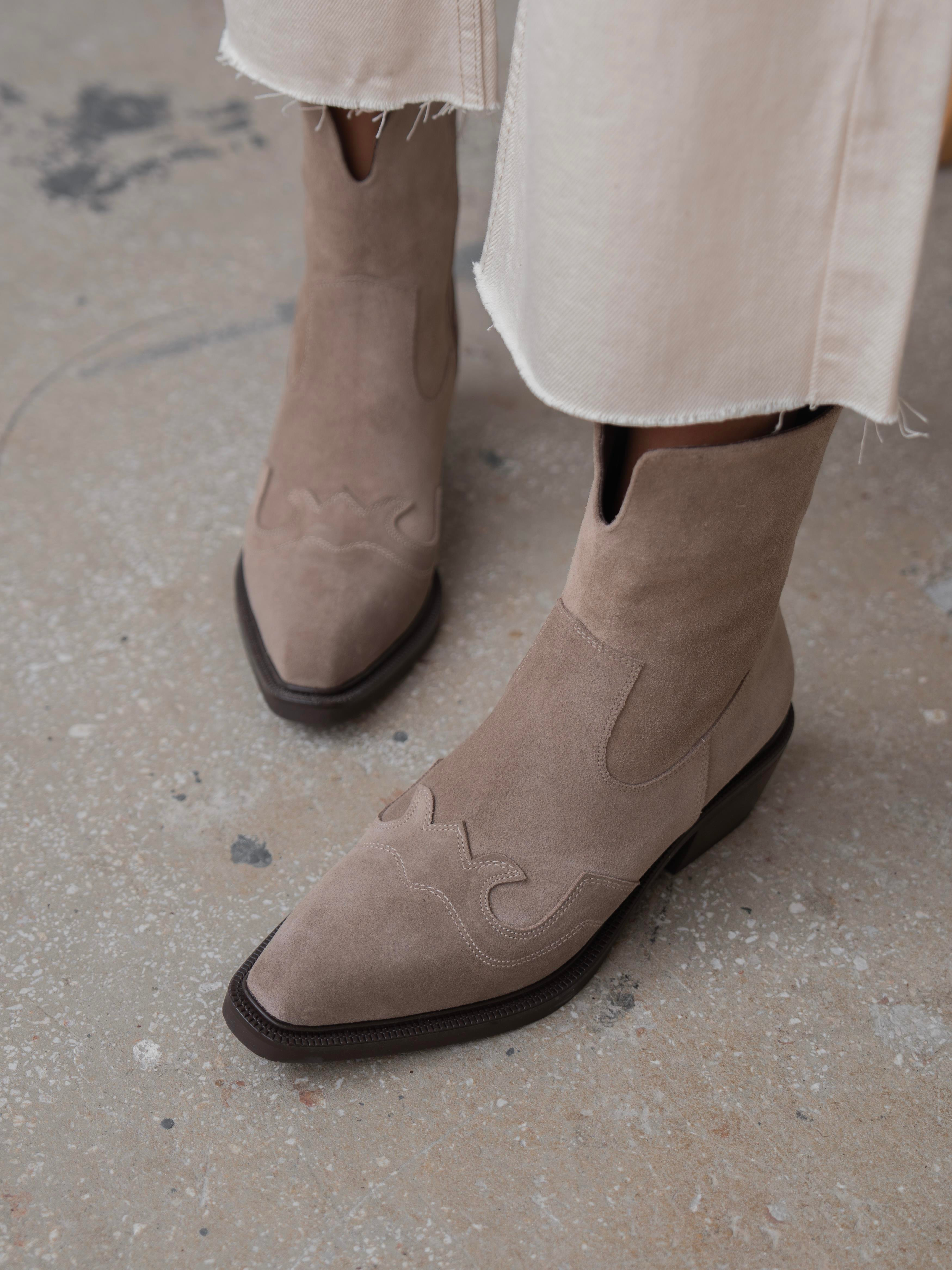 Krowe Vizon Süet Hakiki Deri Kadın Bot