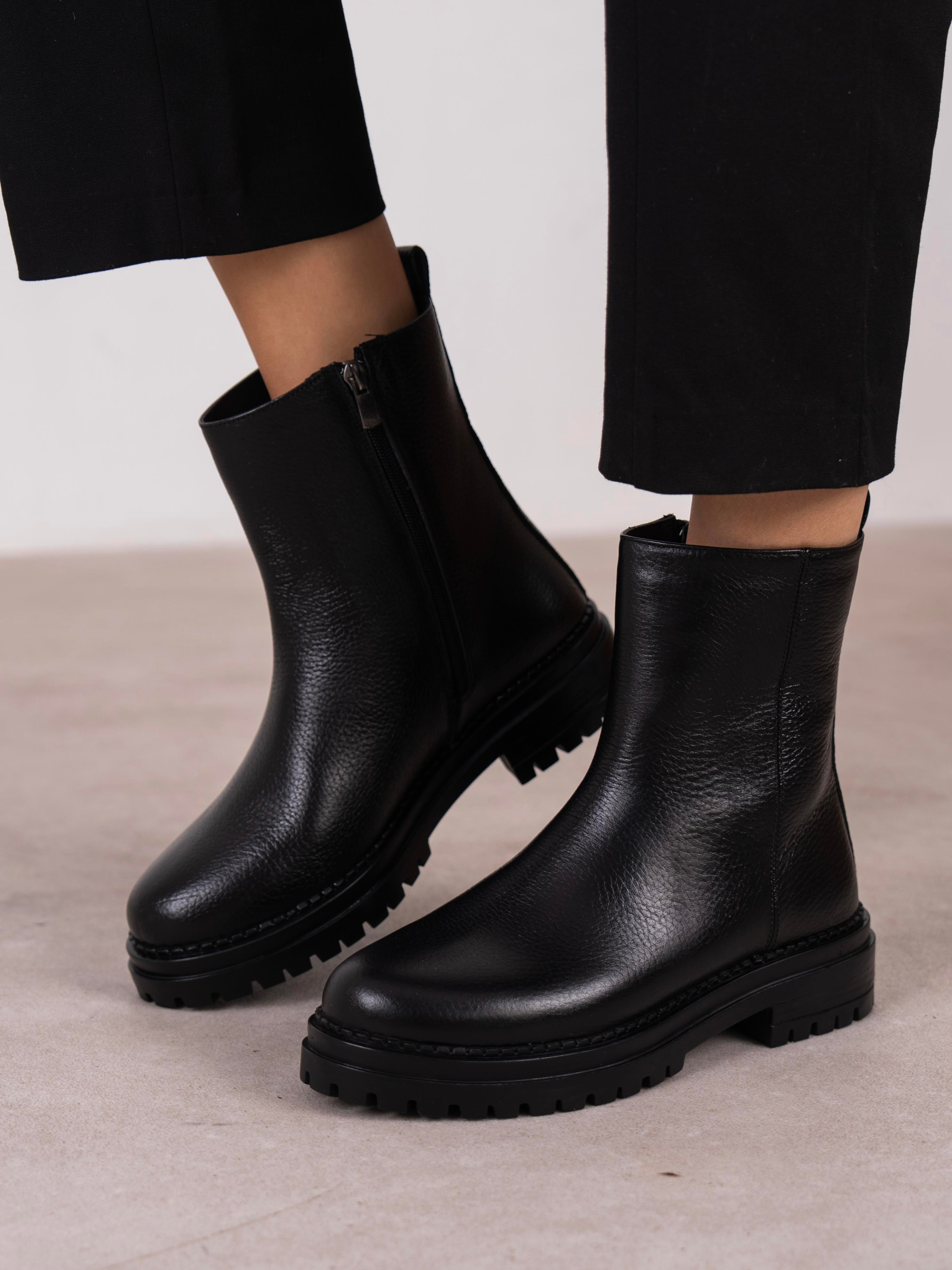 Nia Siyah Hakiki Deri Kadın Bot