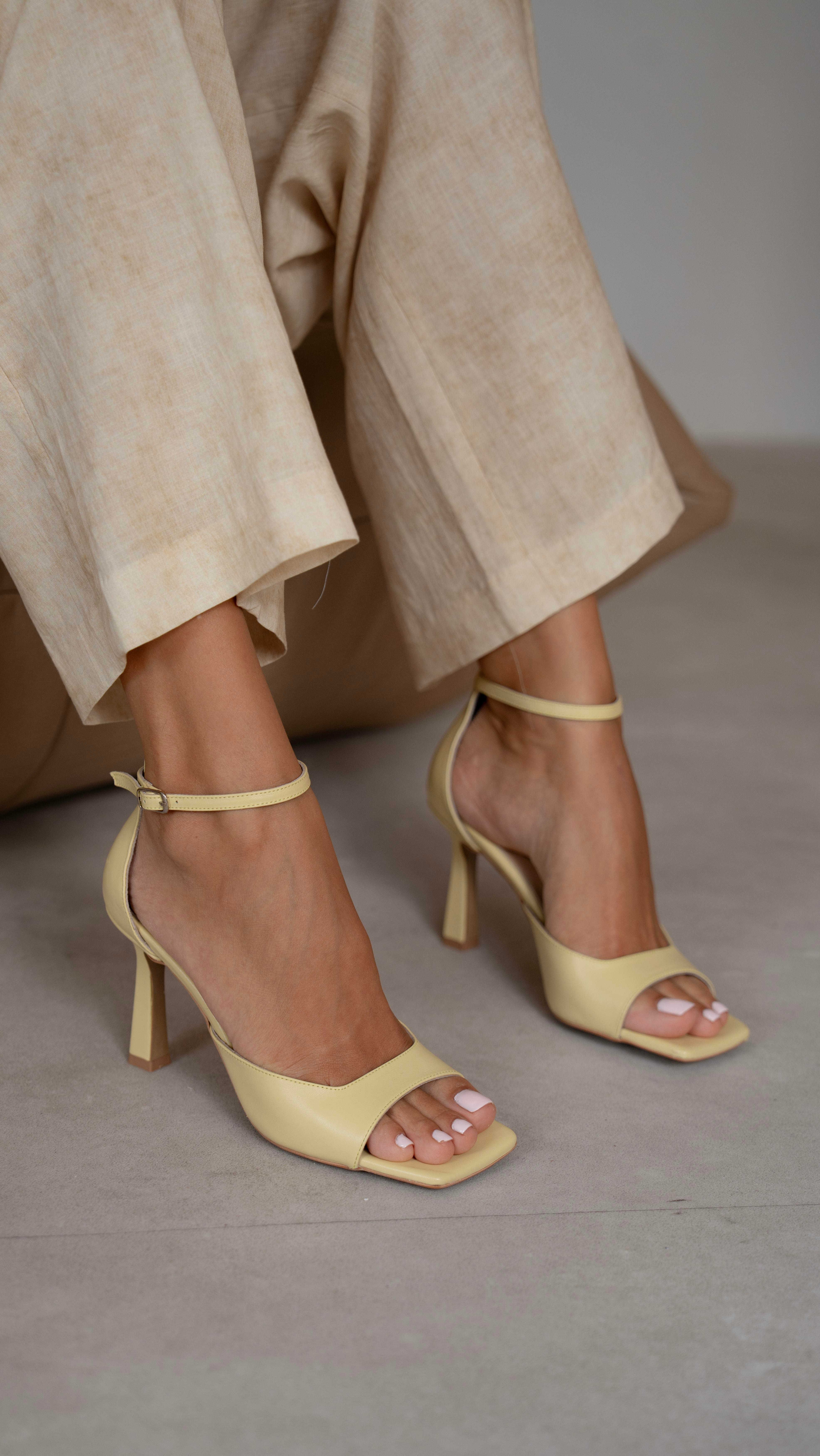 Orion Sarı Hakiki Deri  Topuklu Ayakkabı