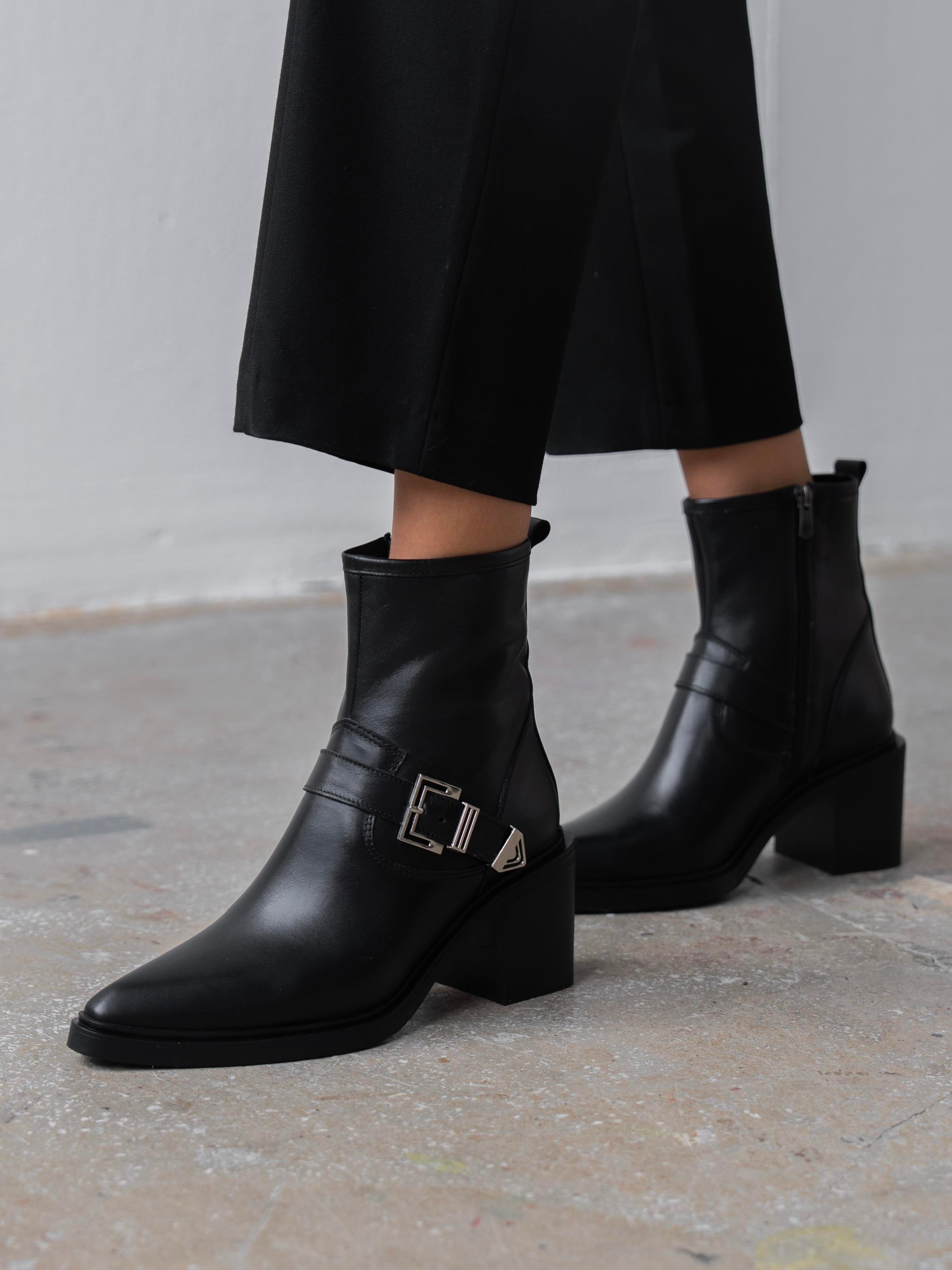 Pulina Siyah Hakiki Deri Kadın Bot