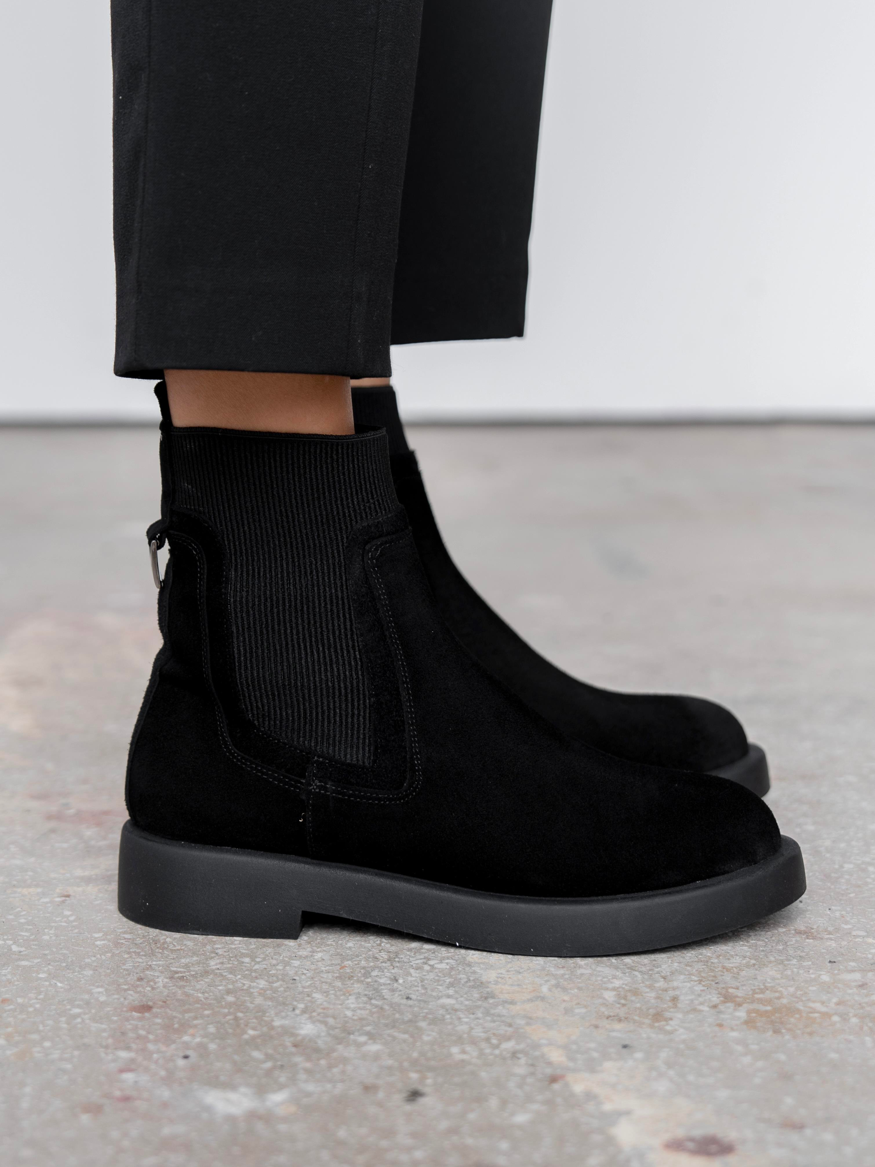 Viel Siyah Süet Hakiki Deri Kadın Bot