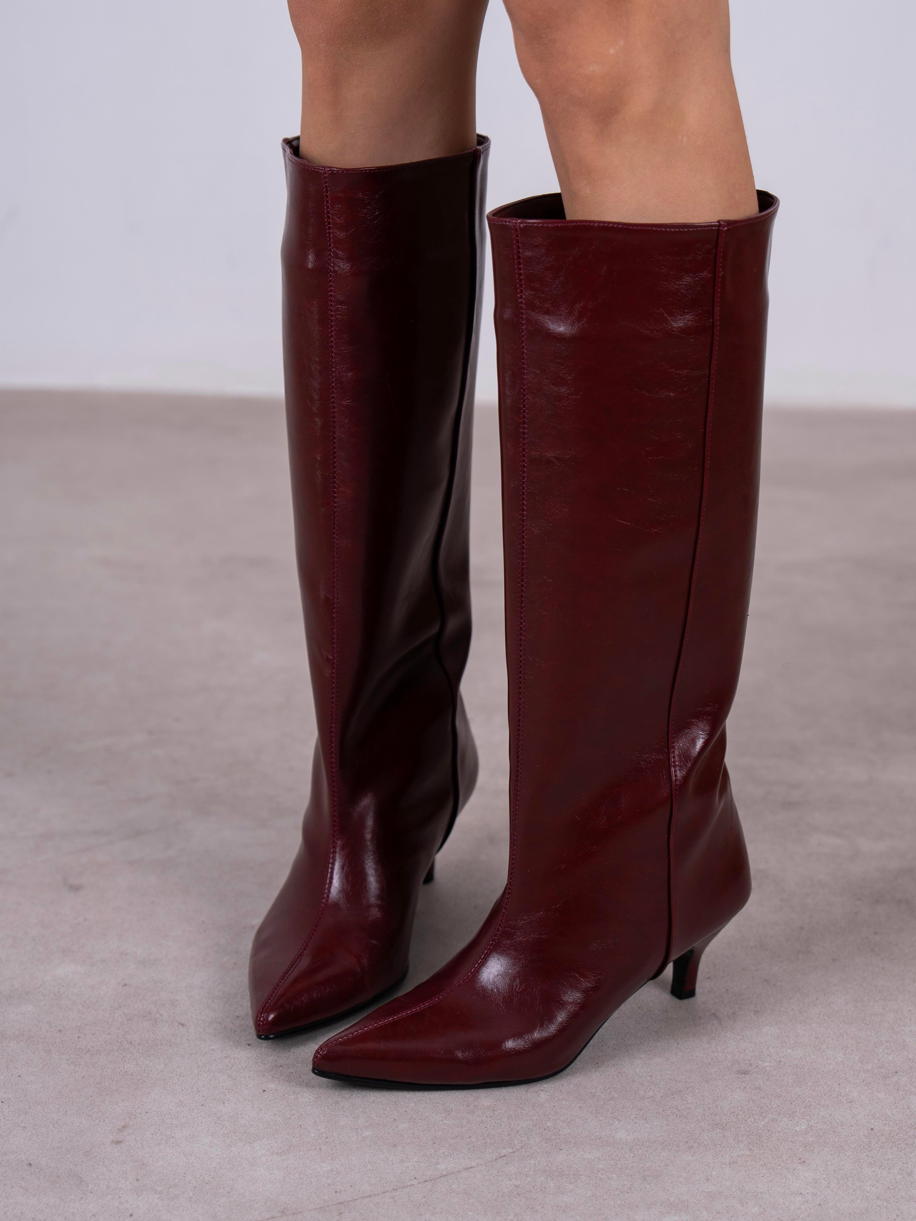 Yliss Bordo    Çizme