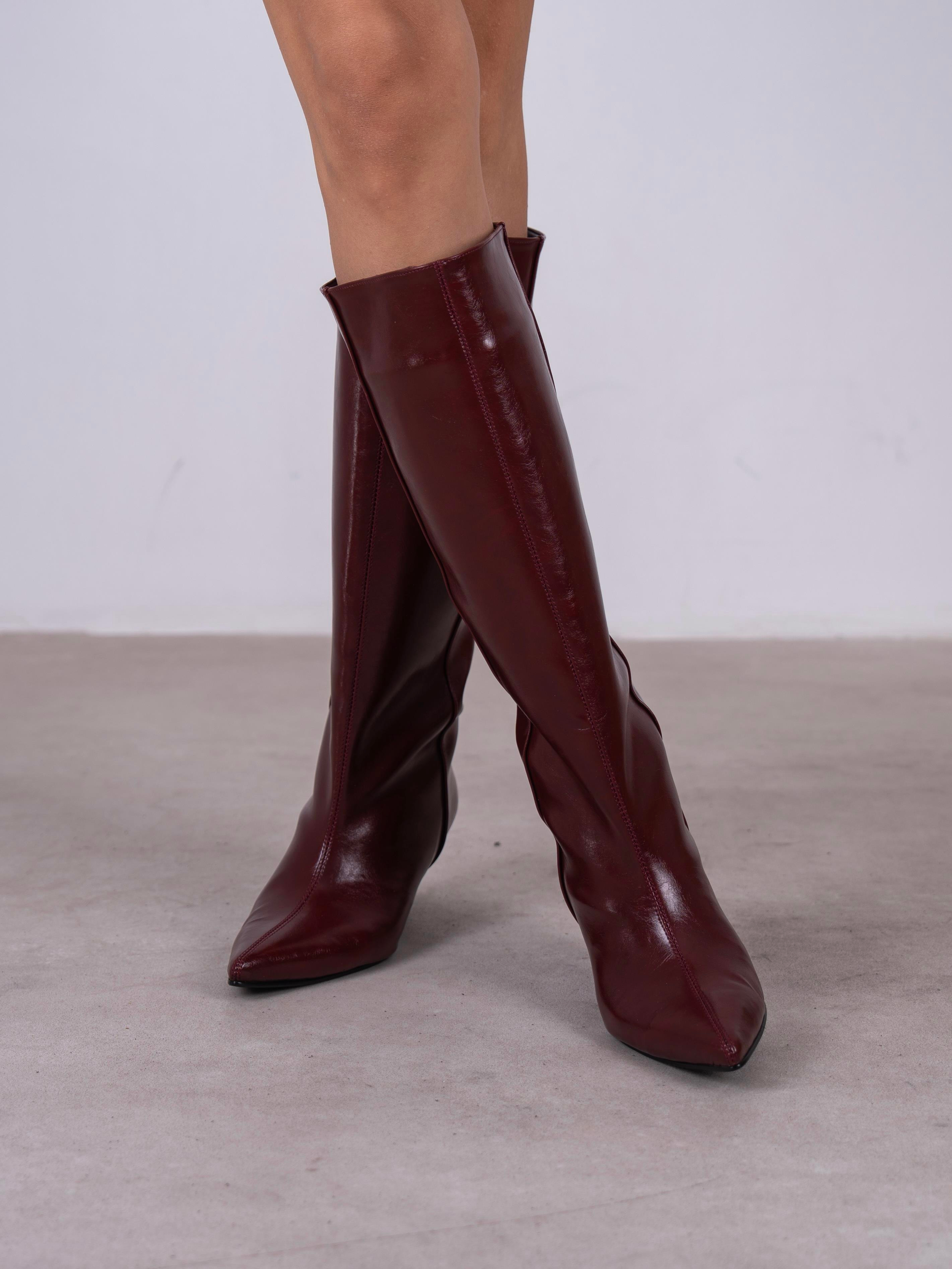 Yliss Bordo    Çizme