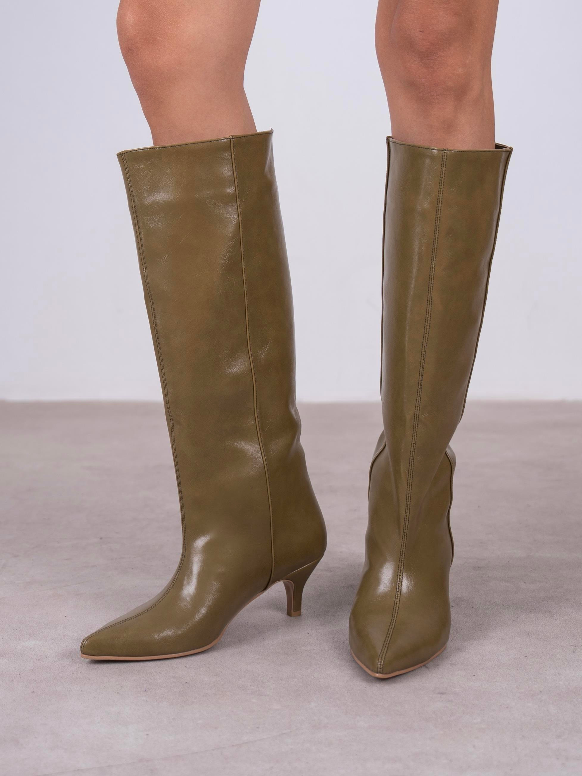 Yliss Haki    Çizme