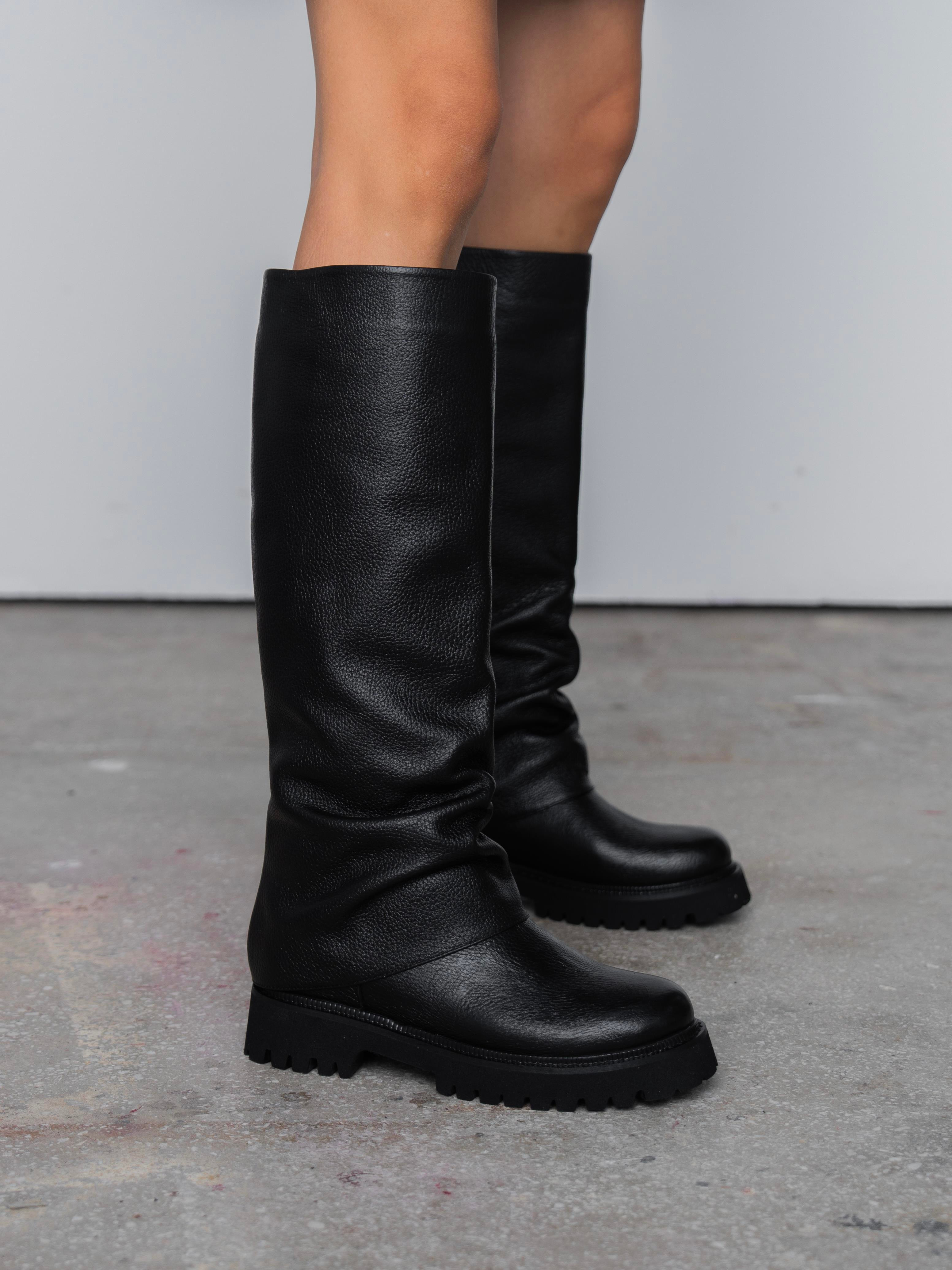 Ylva Siyah Hakiki Deri Kadın Çizme