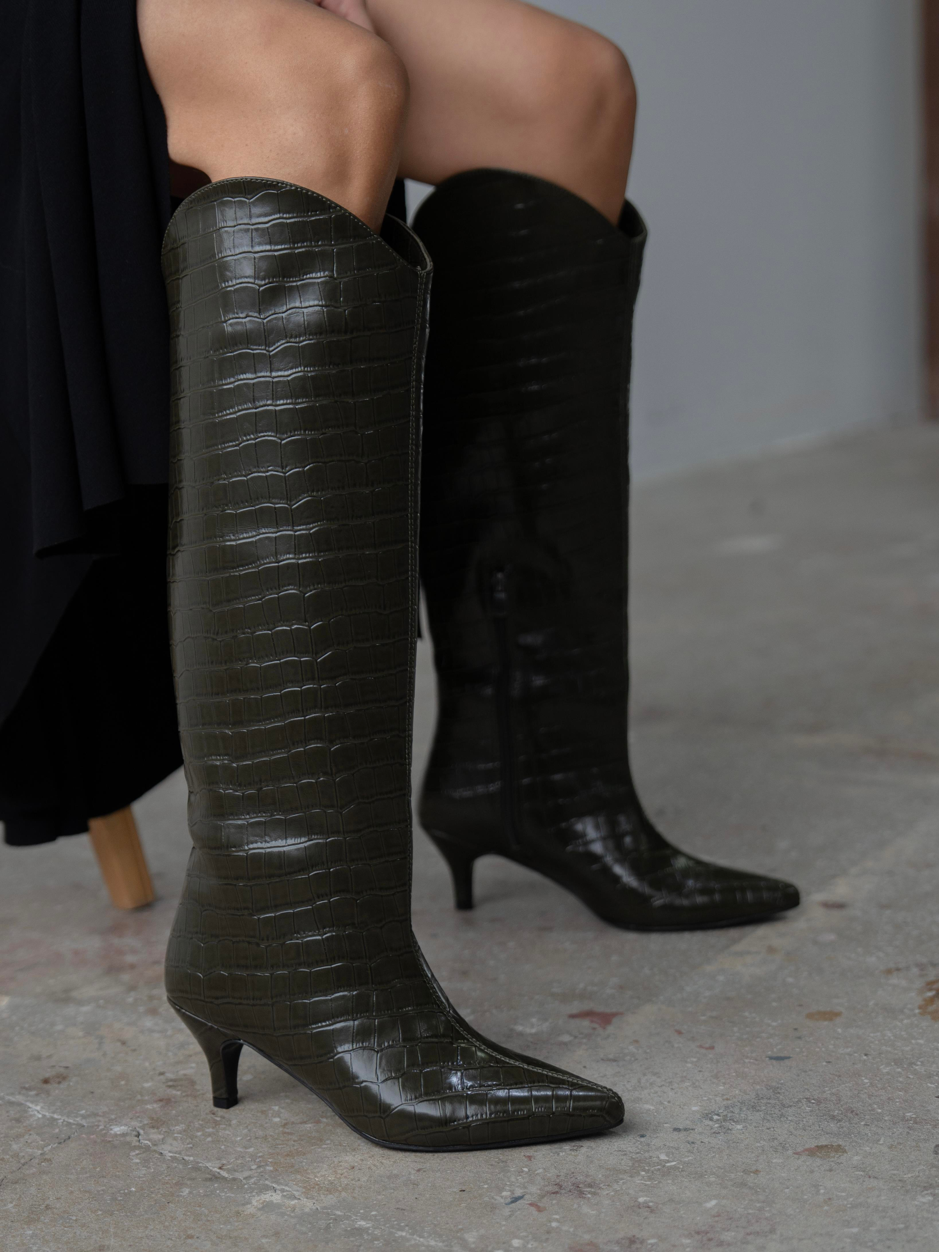 Zuris Haki Kroko    Çizme