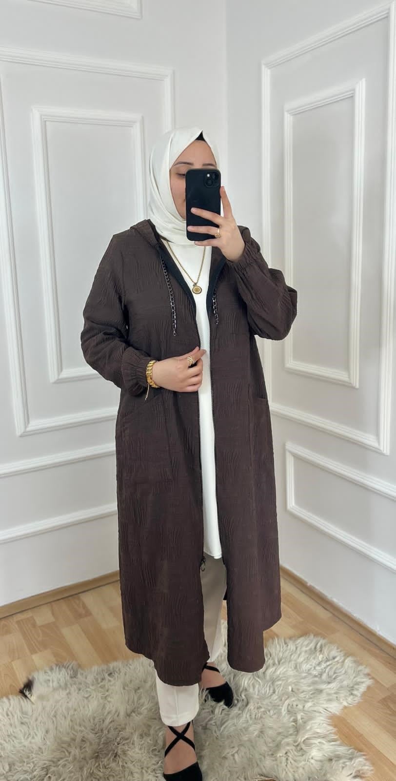 Mercan Zincir Detaylı Giy-Çık Kap Siyah 30105