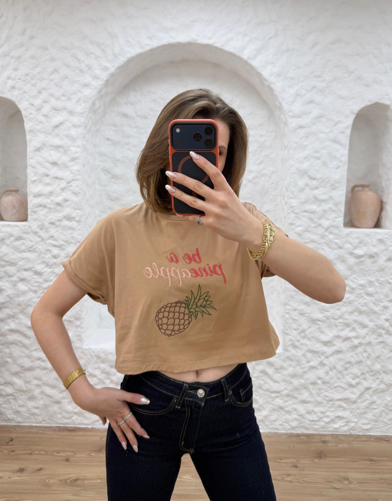 CROP T-SHIRT