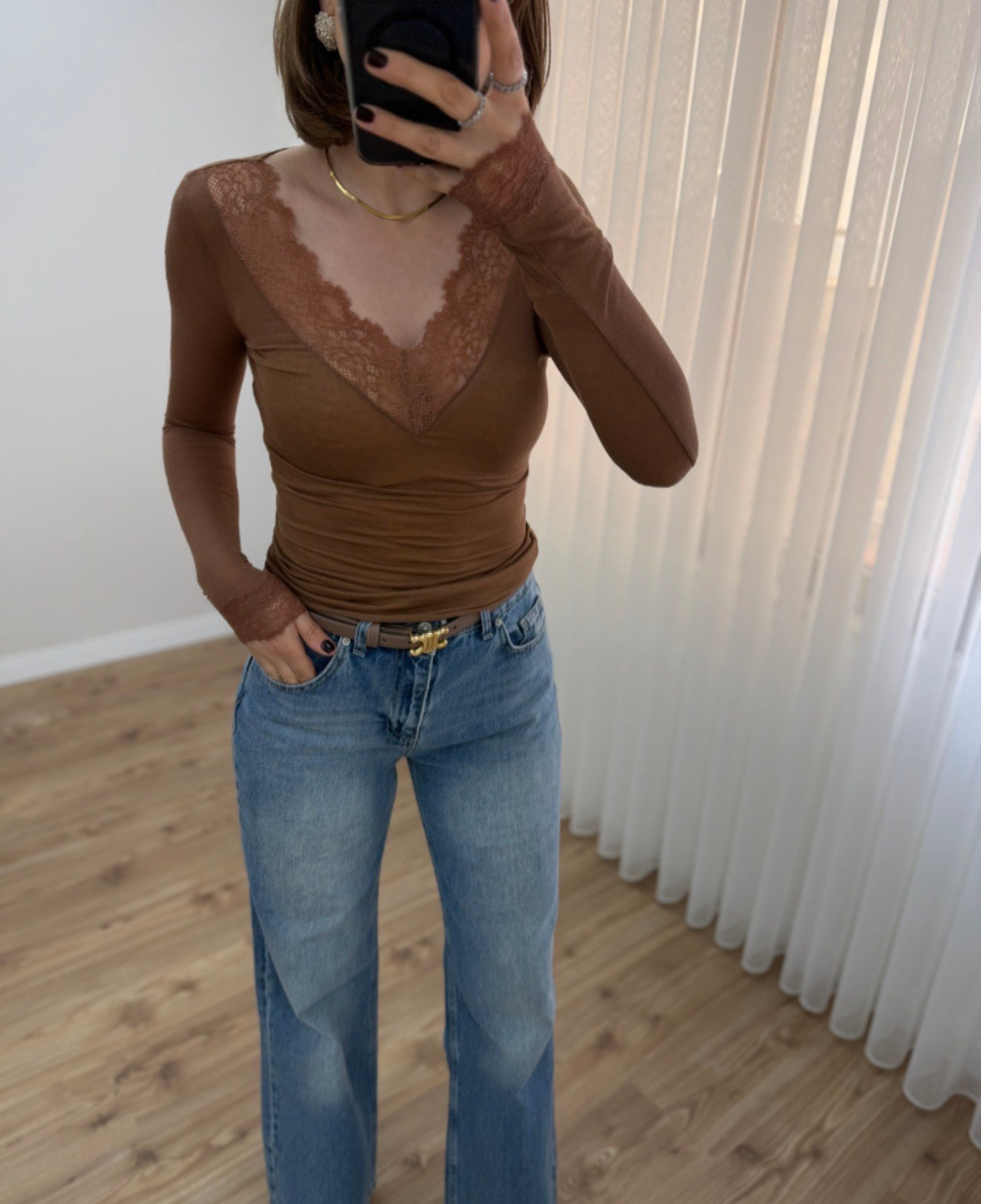 V YAKA KAŞMİR BLUZ