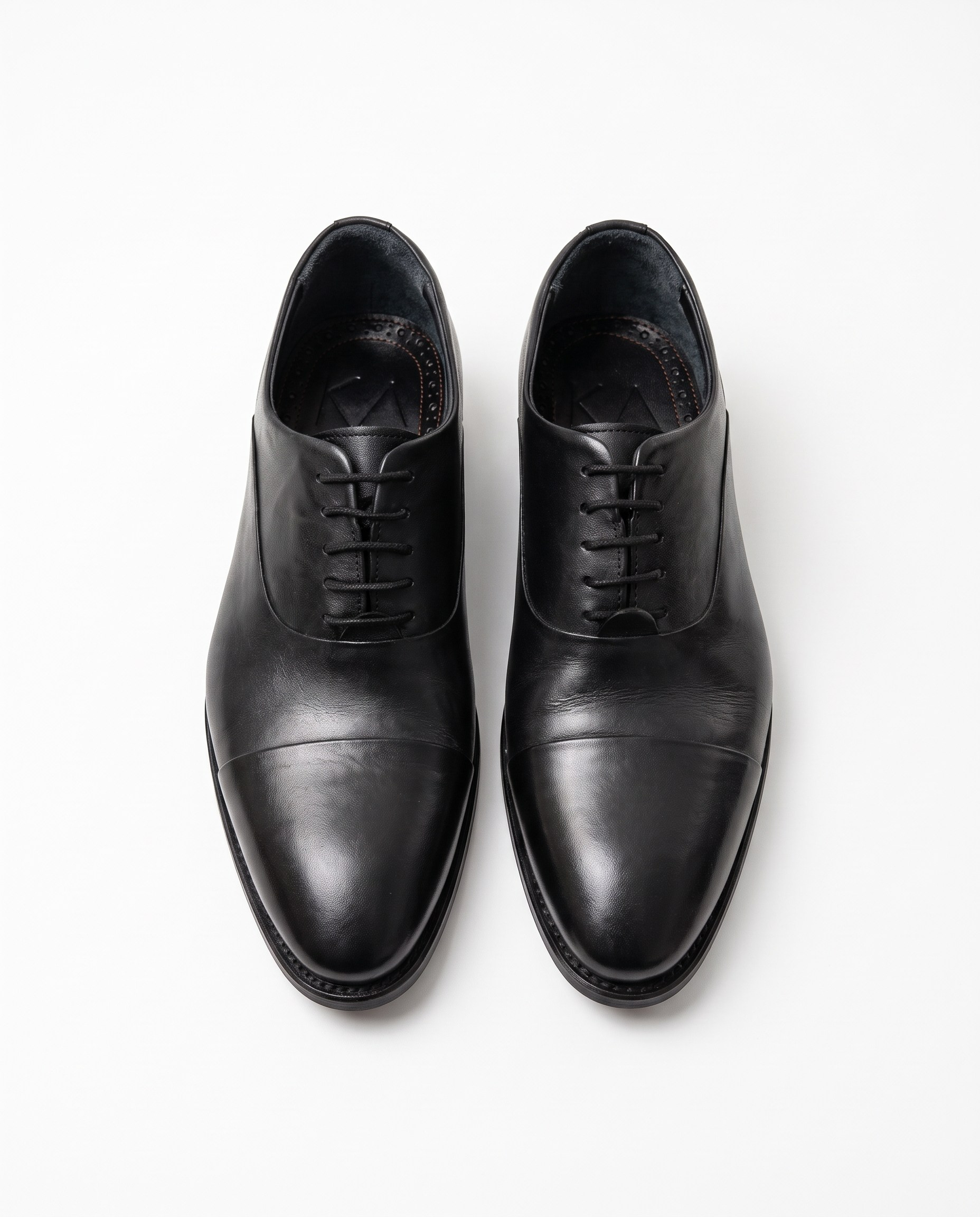 Classic Shoes Black  Santo