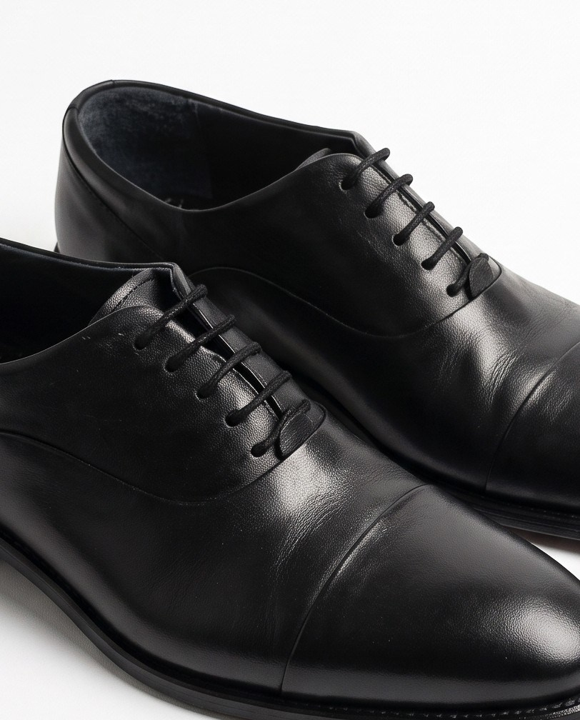Classic Shoes Black  Santo