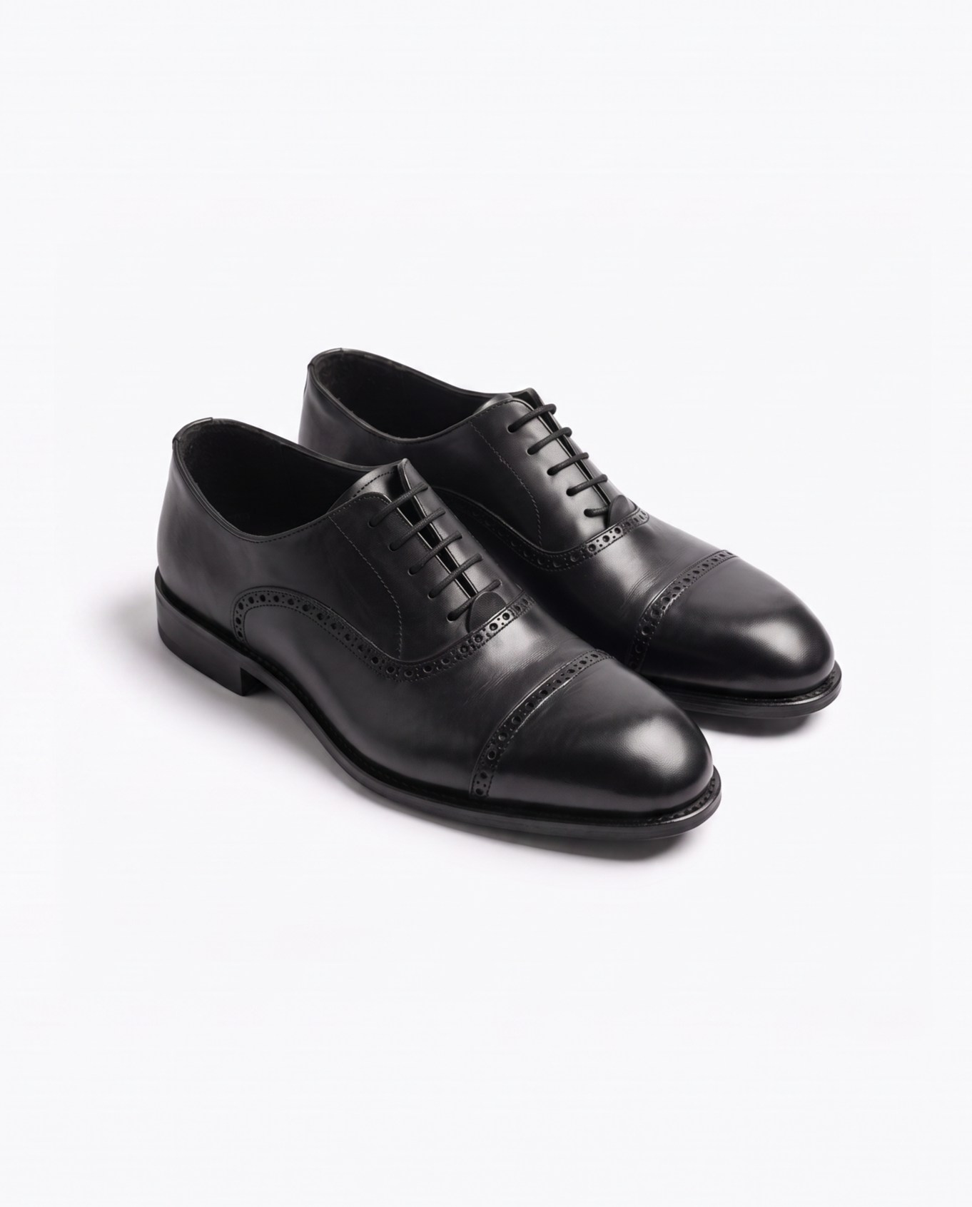Classic Shoes Black  Santo