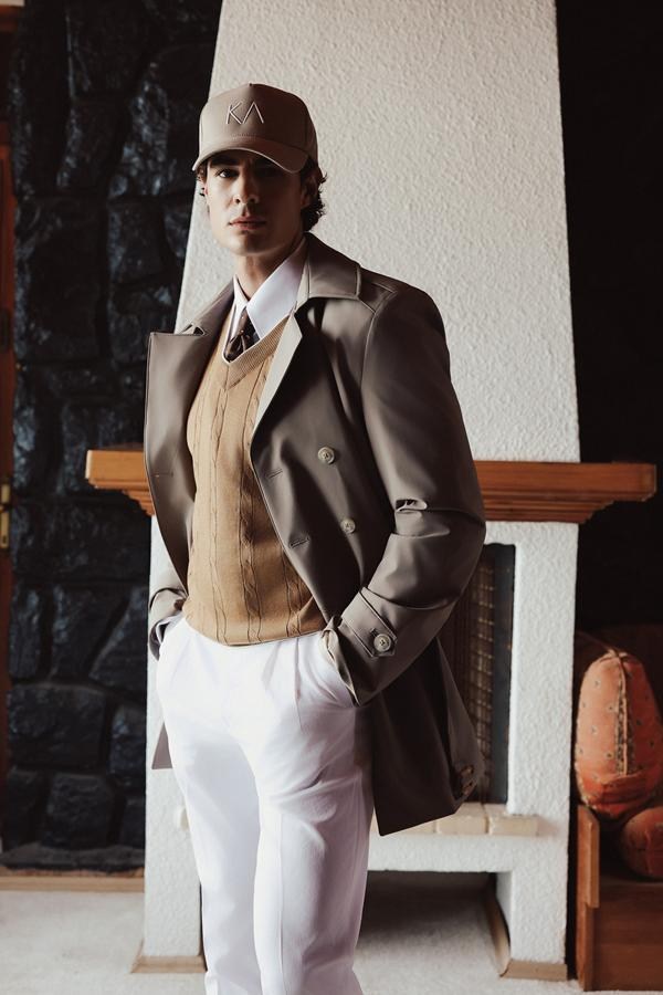 Trenç Coat