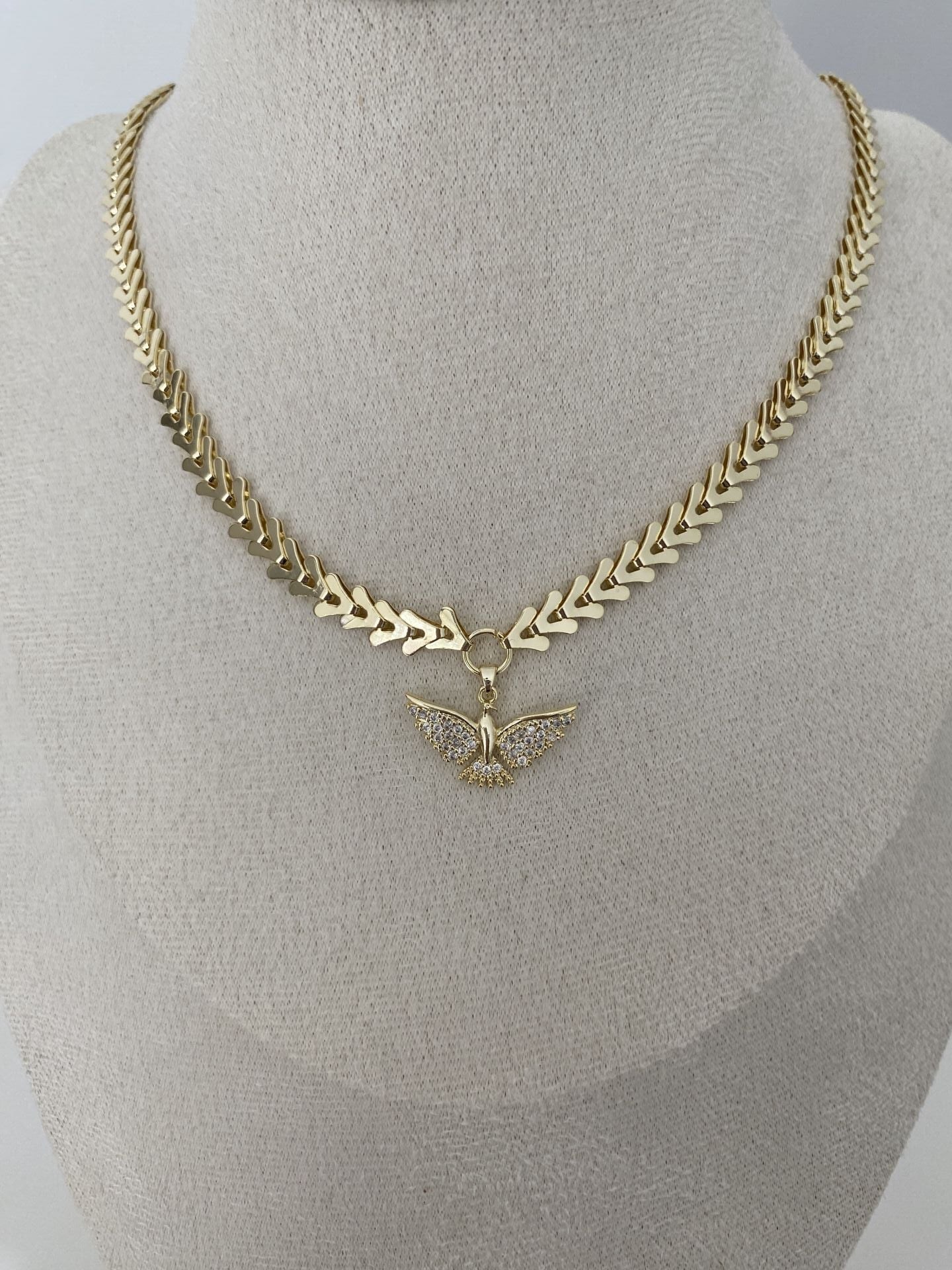Gömme Taşlı Anka Figürlü Choker Kolye