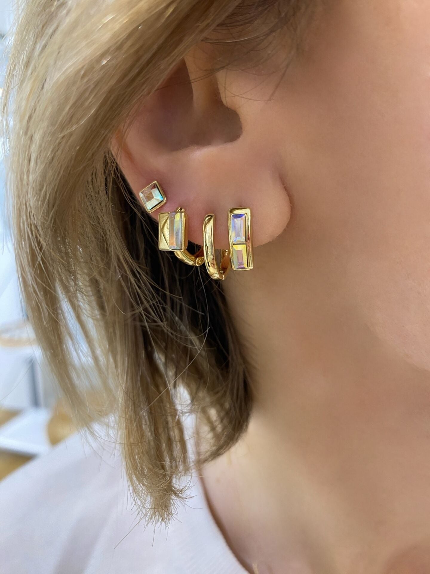 Özel Seri Swarovski Taşlı Geometrik Halka Küpe