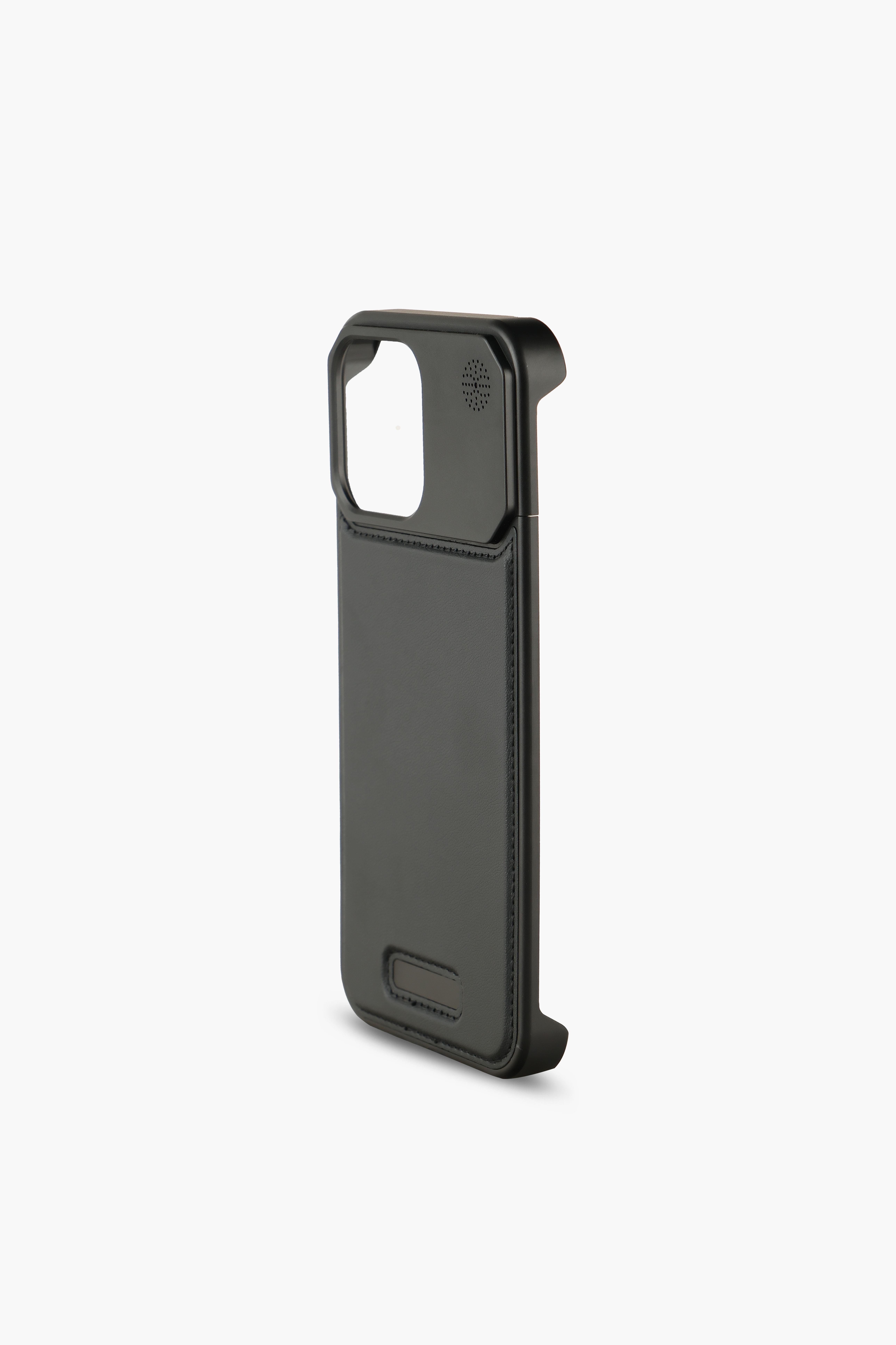 Therock 14 Pro Max Siyah Magsafe Özellikli Alüminyum Alaşımlı Hakiki Deri,Kokulu Metal Kızaklı Telefon Kılıfı14 pro maxWATCHOFROYALTherockTherock 14 Pro Max Siyah Magsafe Özellikli Alüminyum Alaşımlı Hakiki Deri,Kokulu Metal Kızaklı Telefon Kılıfı