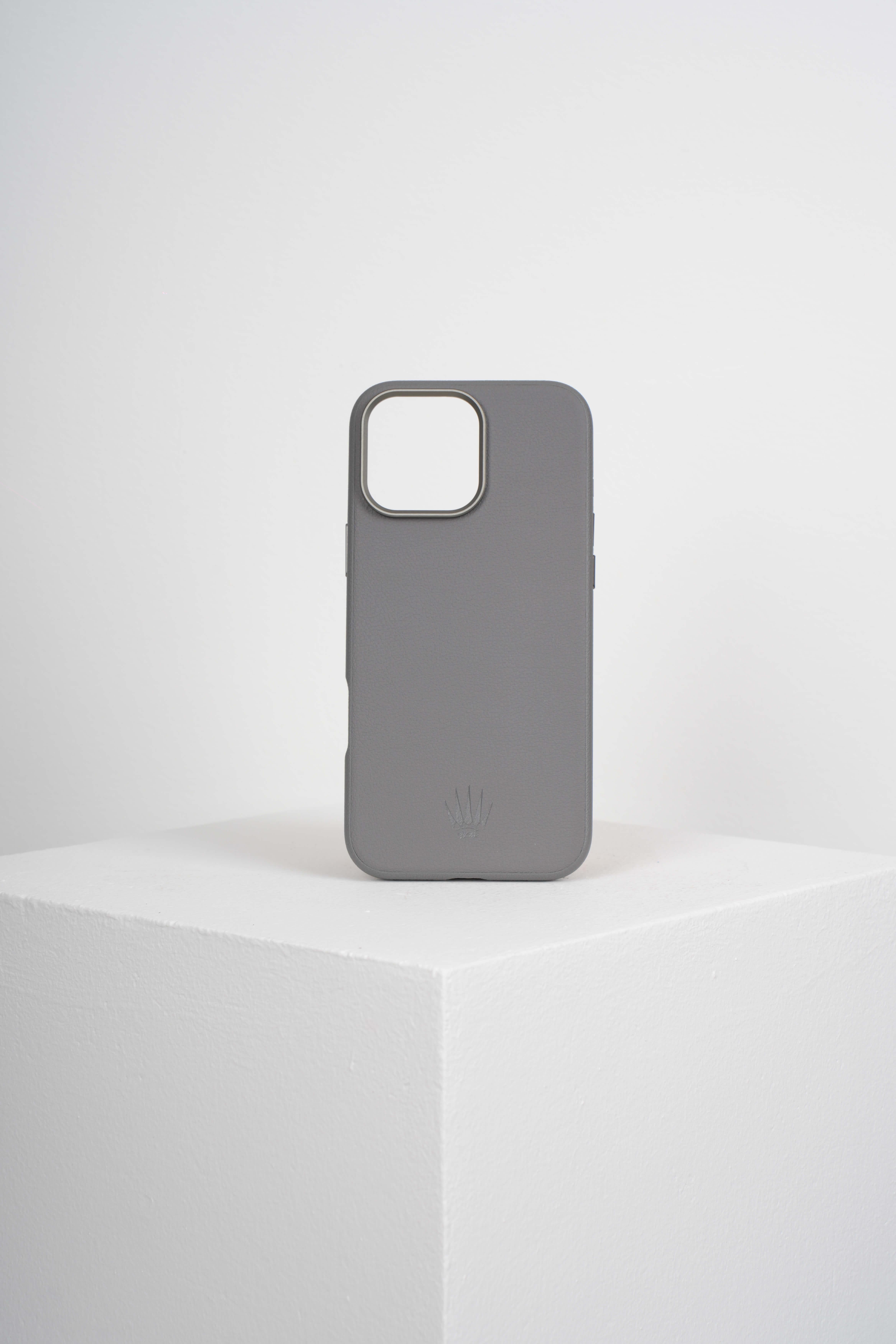 Luxe Iphone 16 Pro Max Gri Kılıf Magsafe Özellikli Deri Kılıf16 Pro MaxWATCHOFROYALluxeLuxe Iphone 16 Pro Max Gri Kılıf Magsafe Özellikli Deri Kılıf