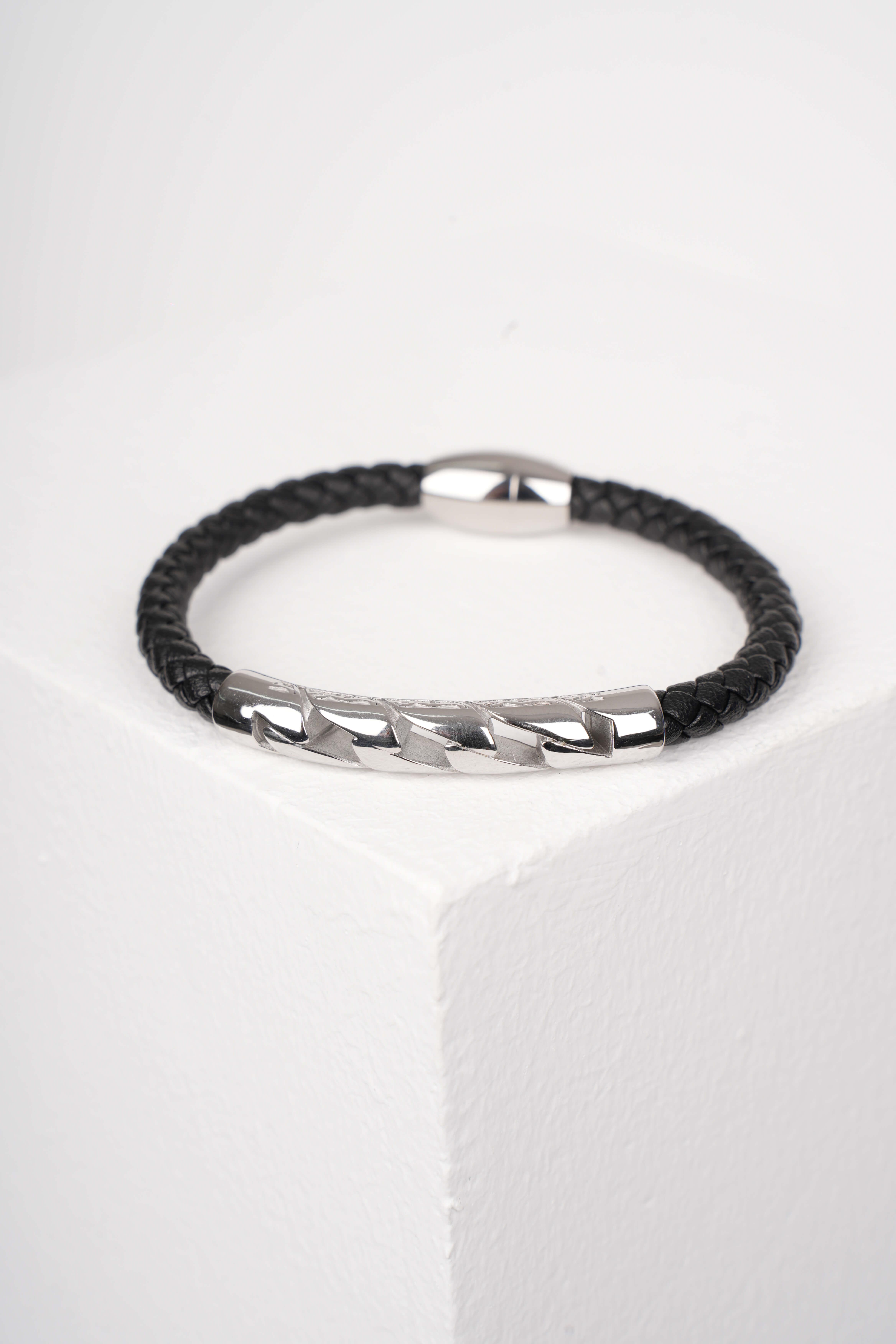 ARGENT NOIR GÜMÜŞ DERİ BİLEKLİKBraceletWATCHOFROYALARGENTNOIRARGENT NOIR GÜMÜŞ DERİ BİLEKLİK