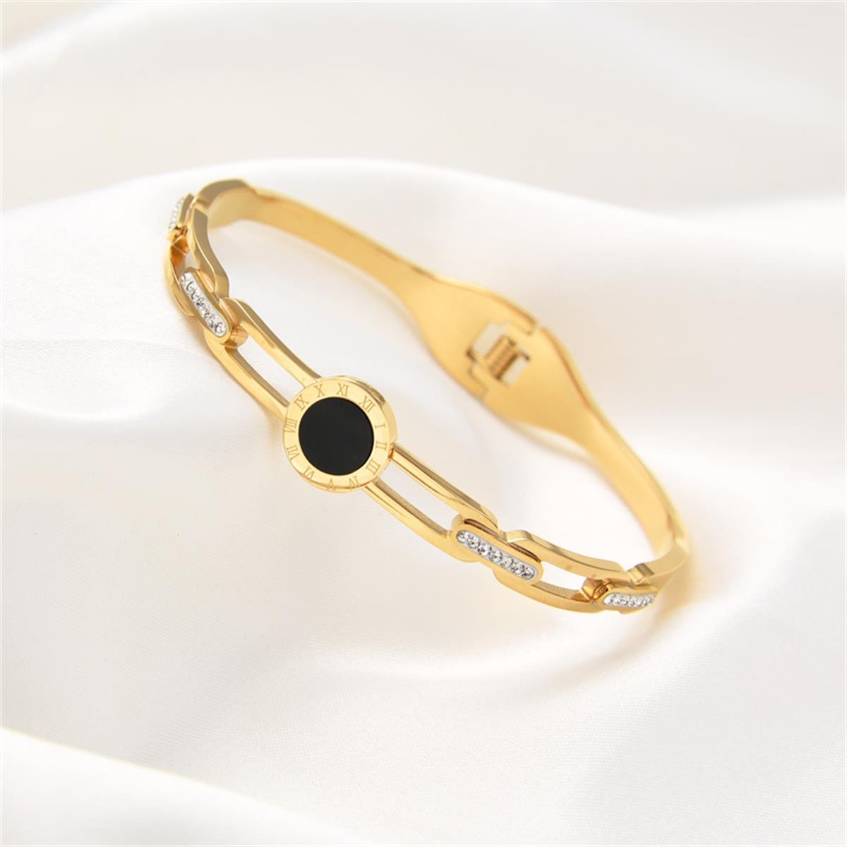 BELİZE  GOLD ÇELİK BİLEKLİKBRACELETWATCHOFROYALBELİZEBELİZE  GOLD ÇELİK BİLEKLİK