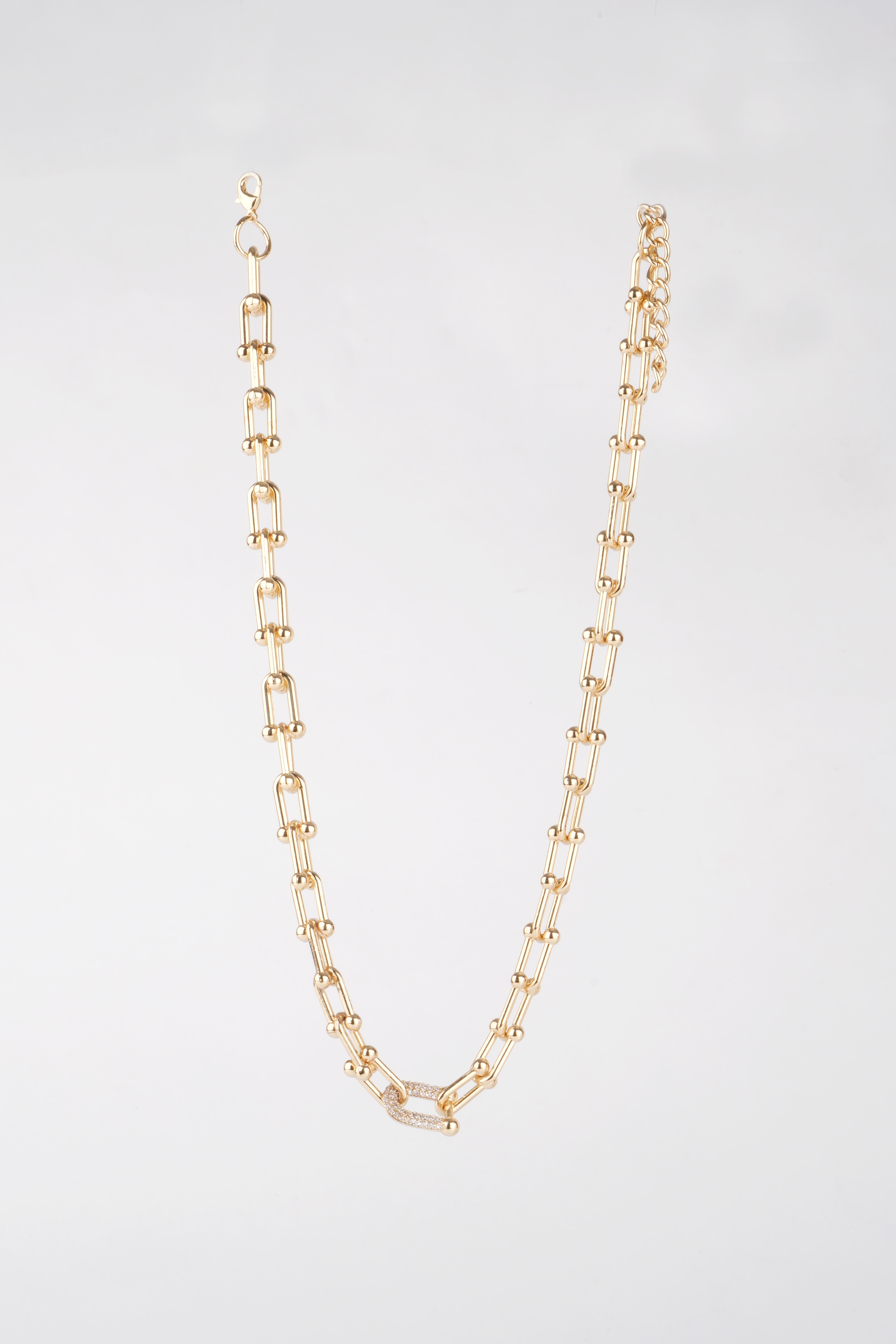 CHARM GOLD ÇELİK KOLYEBileklikWATCHOFROYALCHARMCHARM GOLD ÇELİK KOLYE