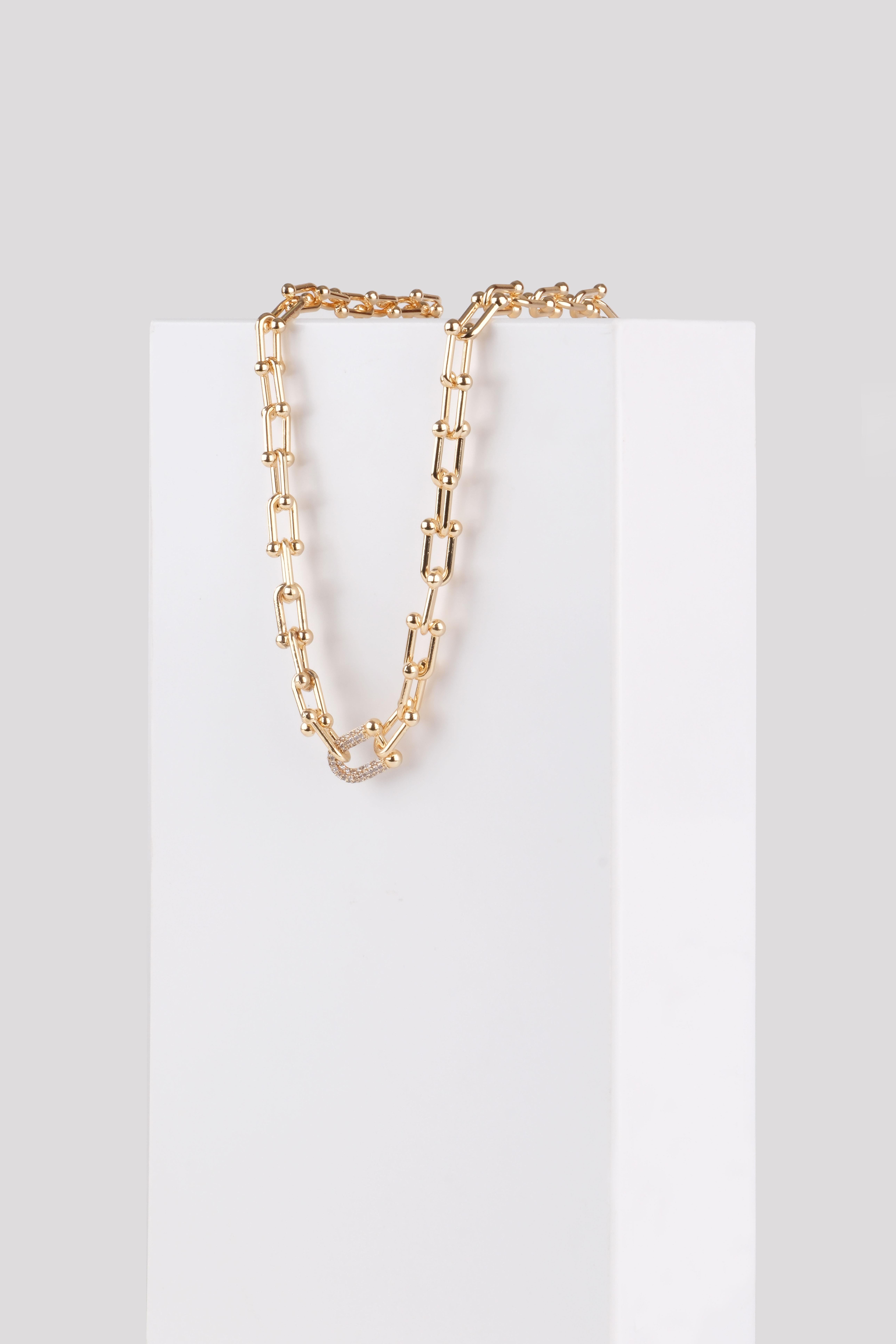 CHARM GOLD ÇELİK KOLYEBileklikWATCHOFROYALCHARMCHARM GOLD ÇELİK KOLYE